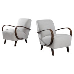 Paire de fauteuils en bois tchèques des années 1950 par J. Halabala