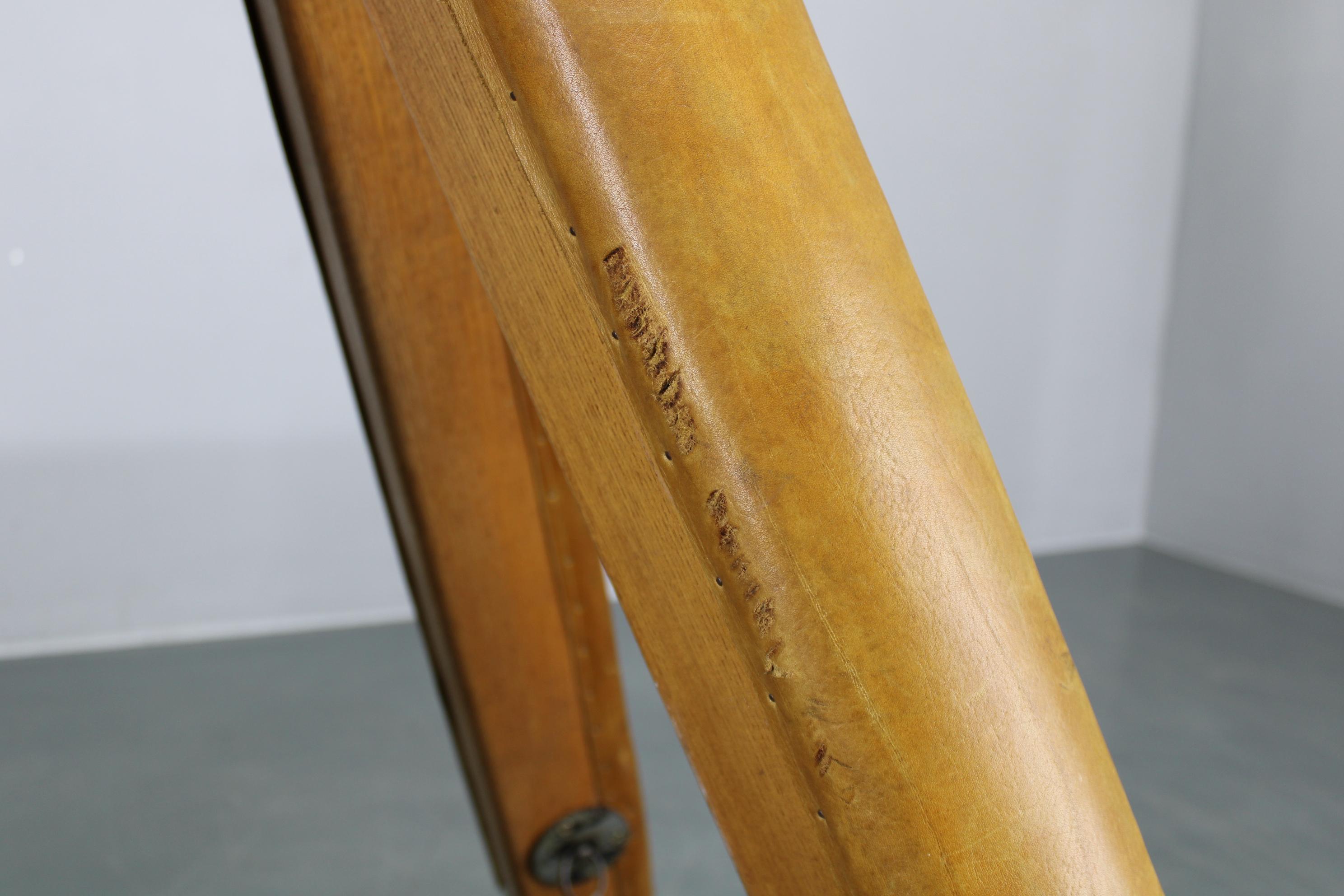 Cavallo da ginnastica in pelle e legno cecoslovacco del 1950, altezza regolabile in vendita 6
