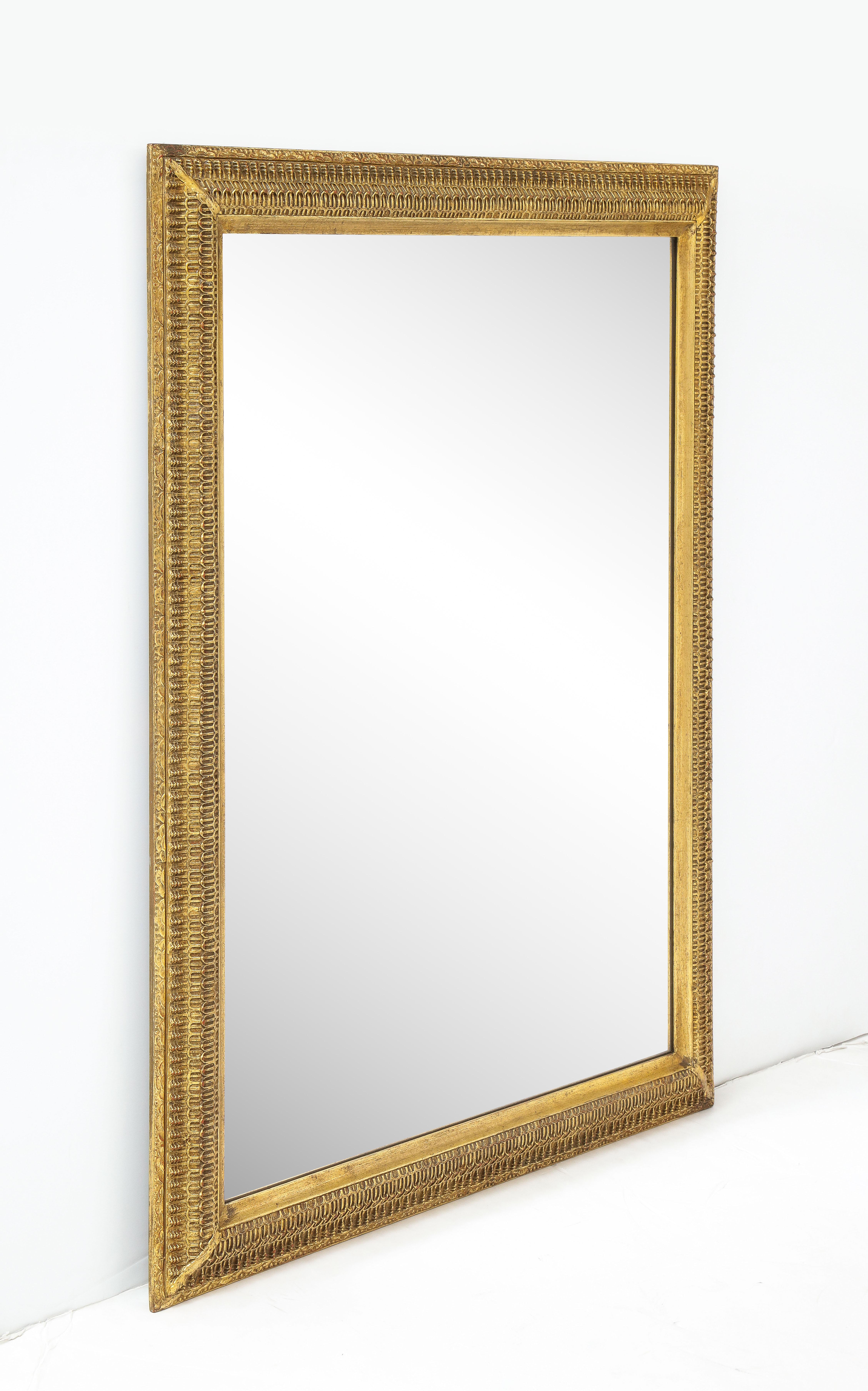 Milieu du XXe siècle Grand miroir mural doré D. Milch & Son des années 1950 en vente