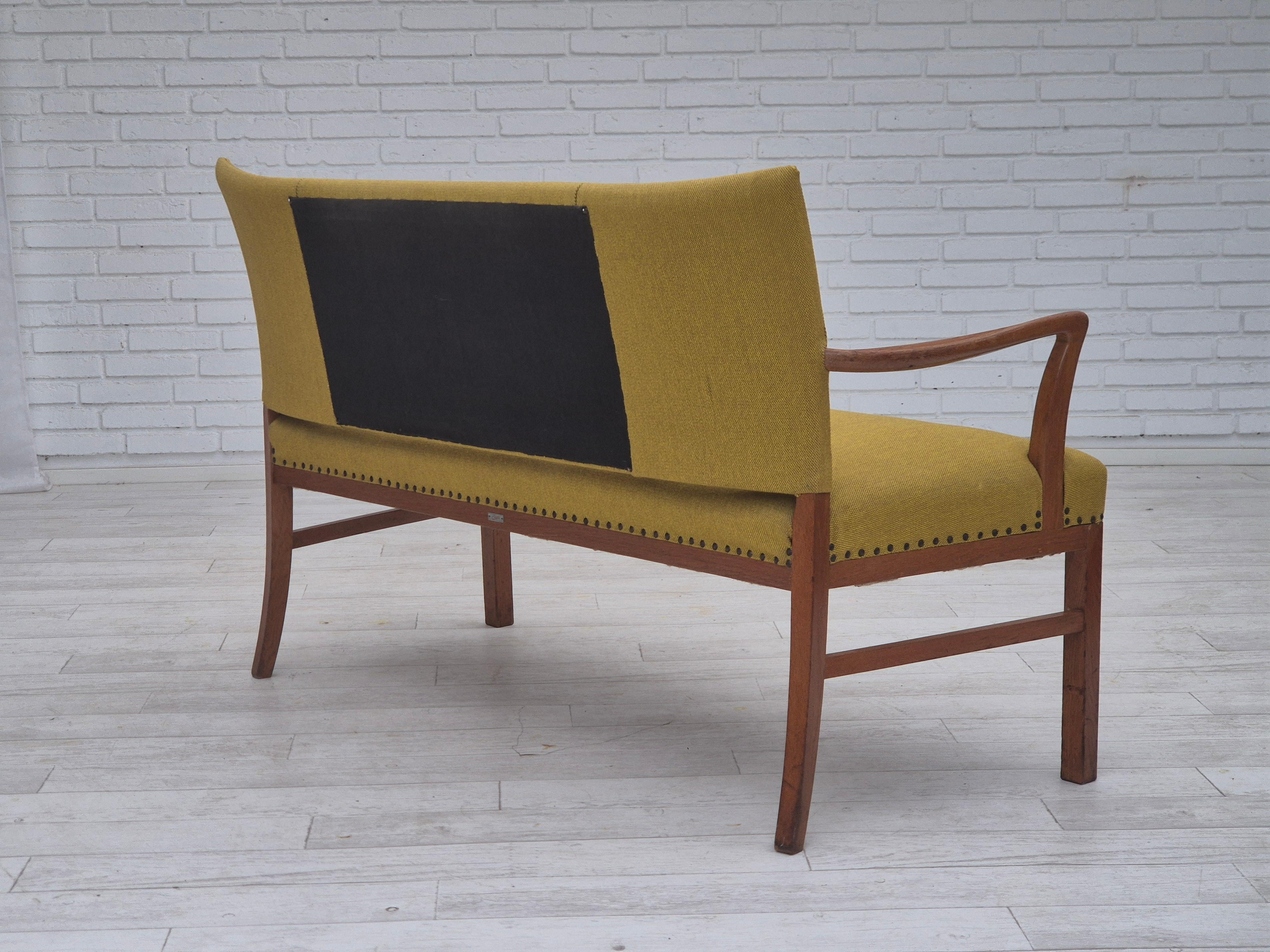 1950s, Danish 2-seater sofa by Ehapa Møbler, original condition, wool fabric. Bon état - En vente à Tarm, 82
