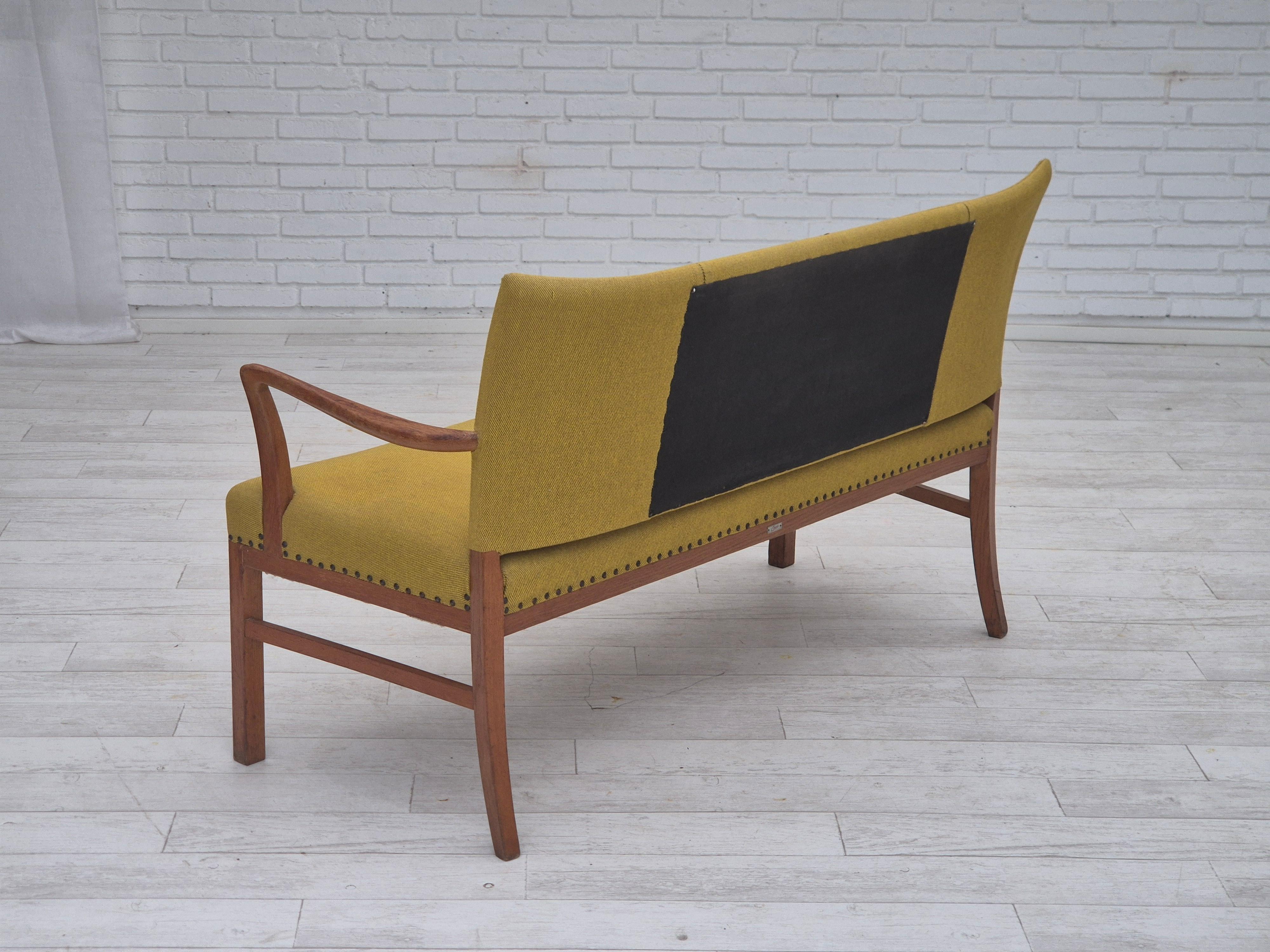 Laine 1950s, Danish 2-seater sofa by Ehapa Møbler, original condition, wool fabric. en vente