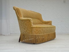 Divano danese a 2 posti degli anni '50, velluto verde/bianco.