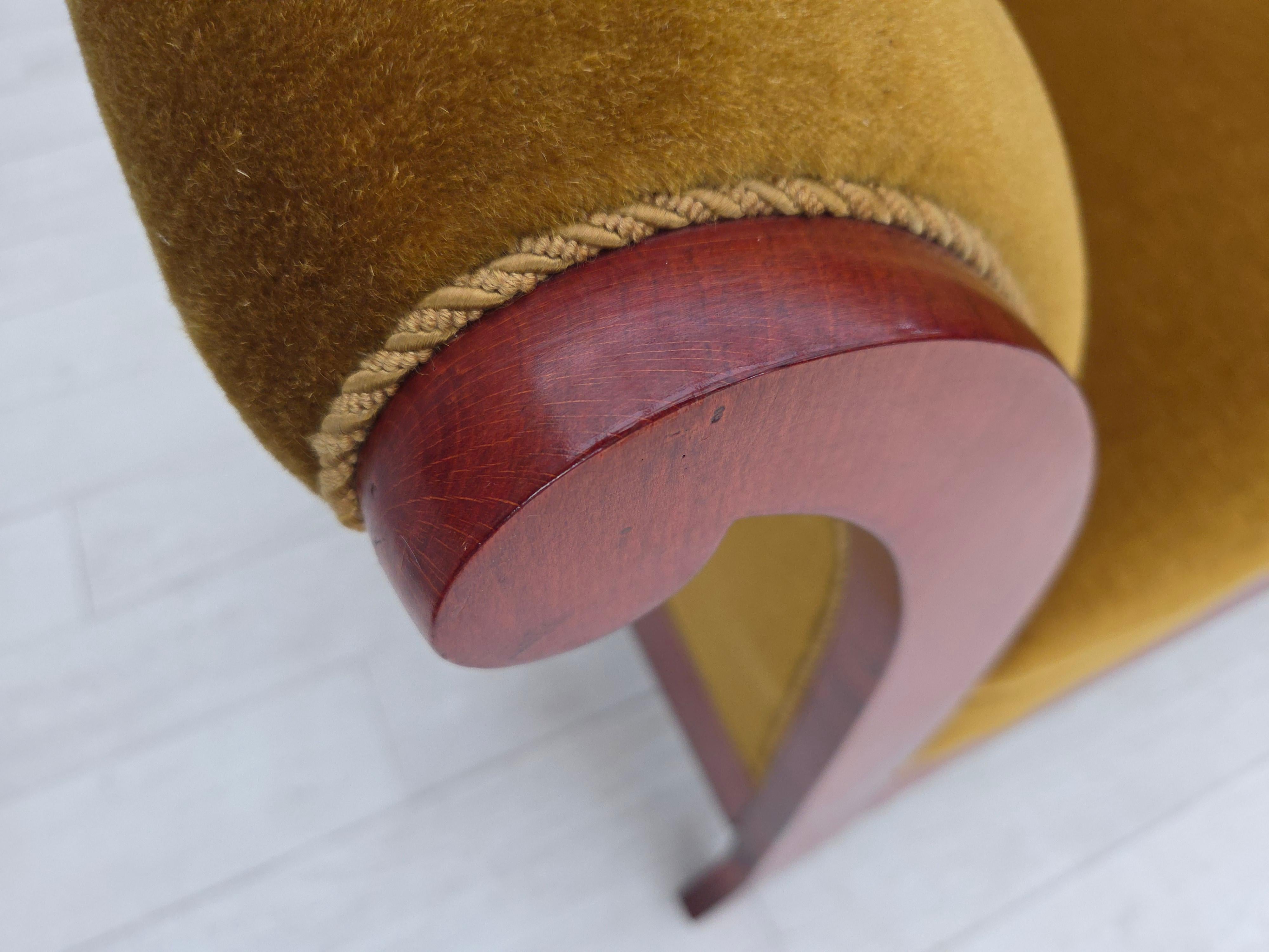 Années 1950, canapé danois 2 places de style Biedermeier, meuble en velours. en vente 7