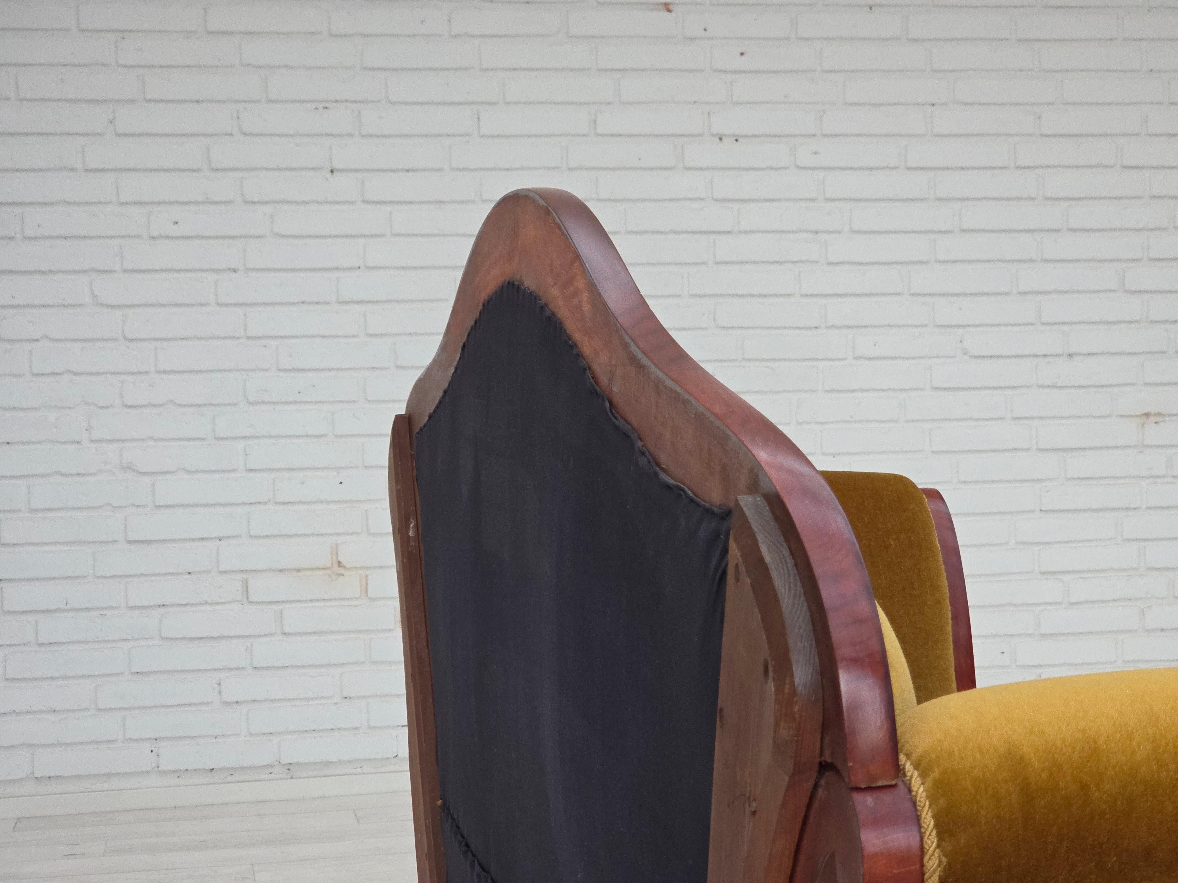 Années 1950, canapé danois 2 places de style Biedermeier, meuble en velours. en vente 8