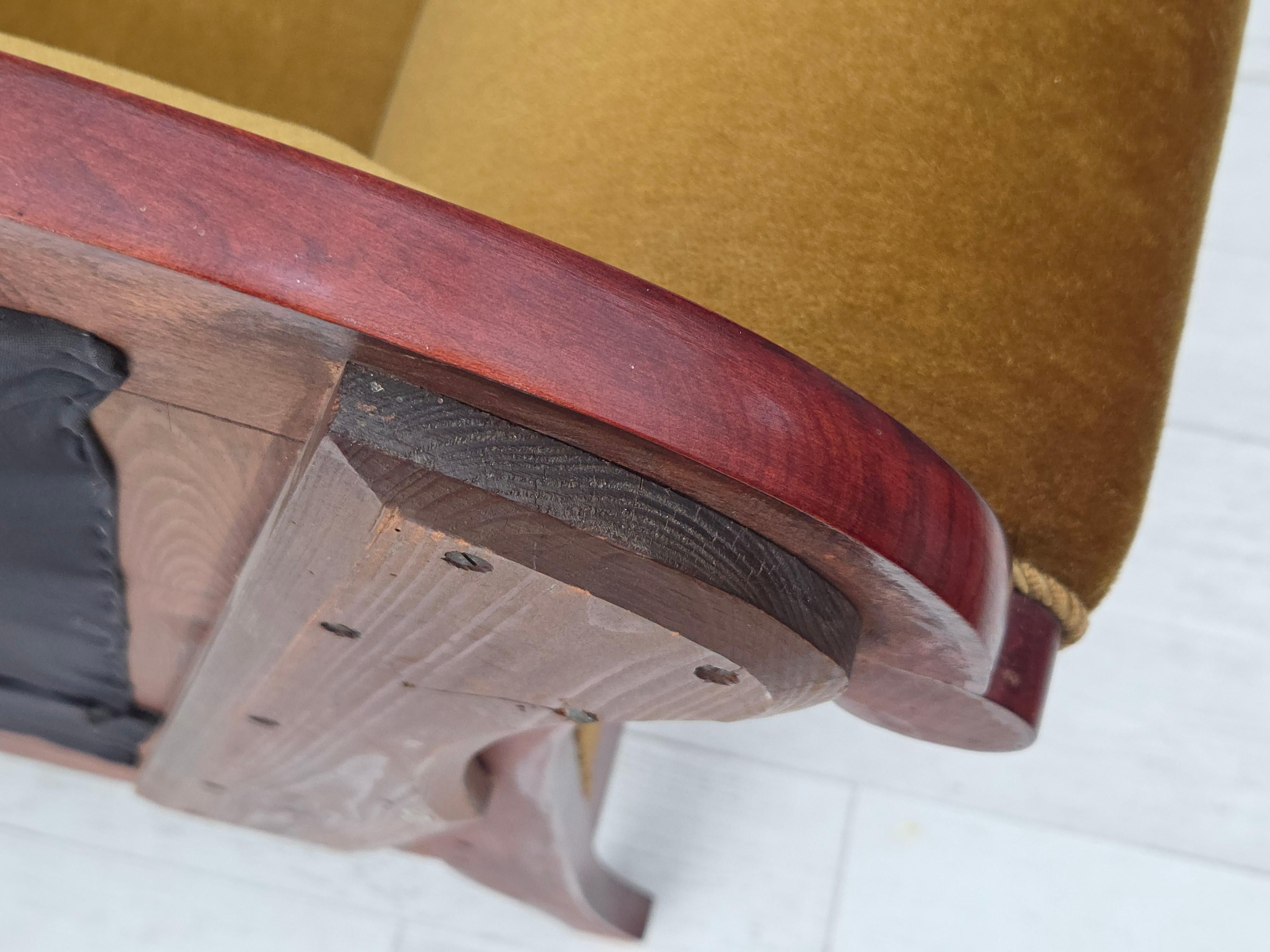 Années 1950, canapé danois 2 places de style Biedermeier, meuble en velours. en vente 9