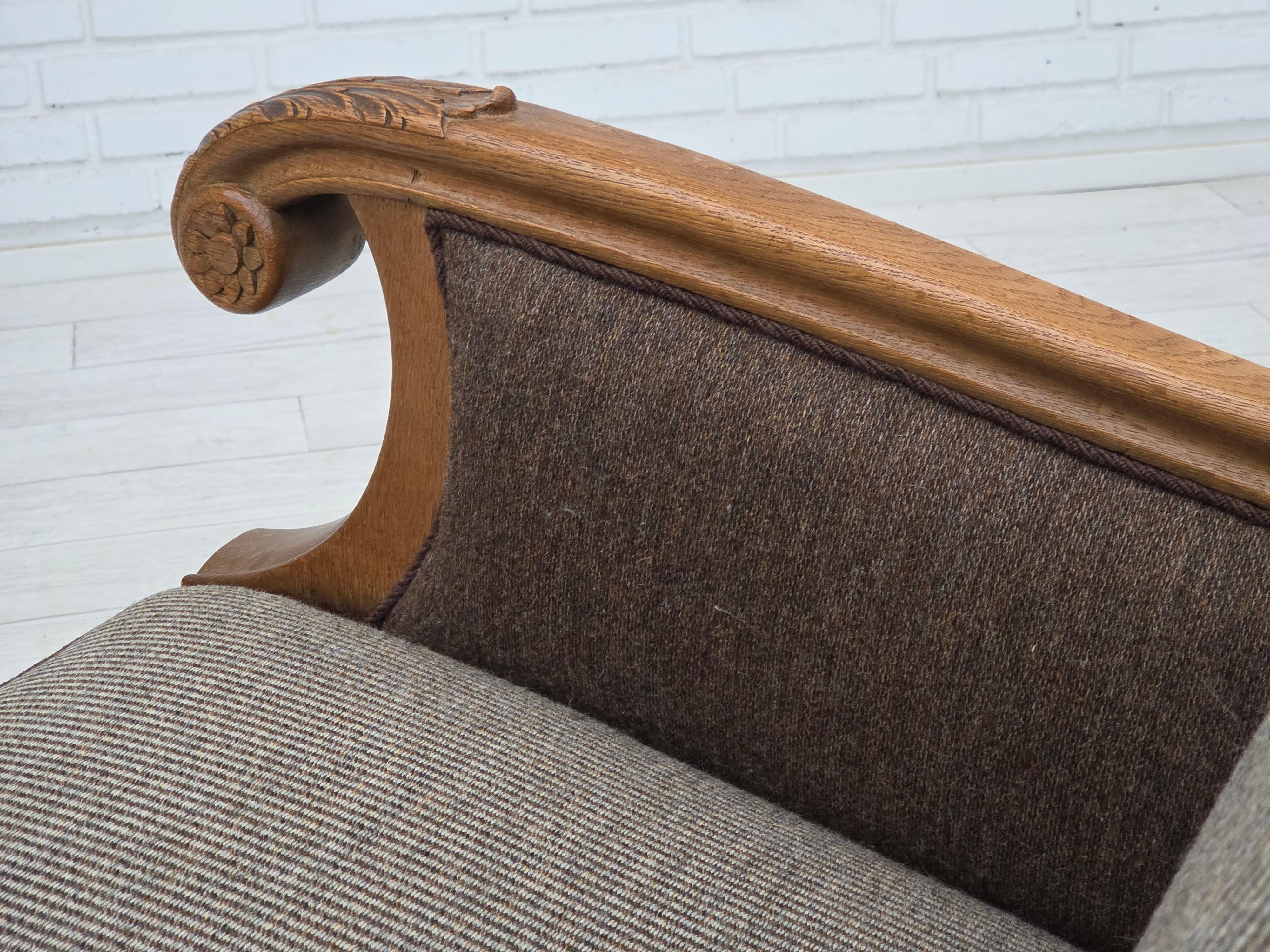 1950s, Danish 3-seater sofa, furniture wool, solid carved oak wood. For Sale 7