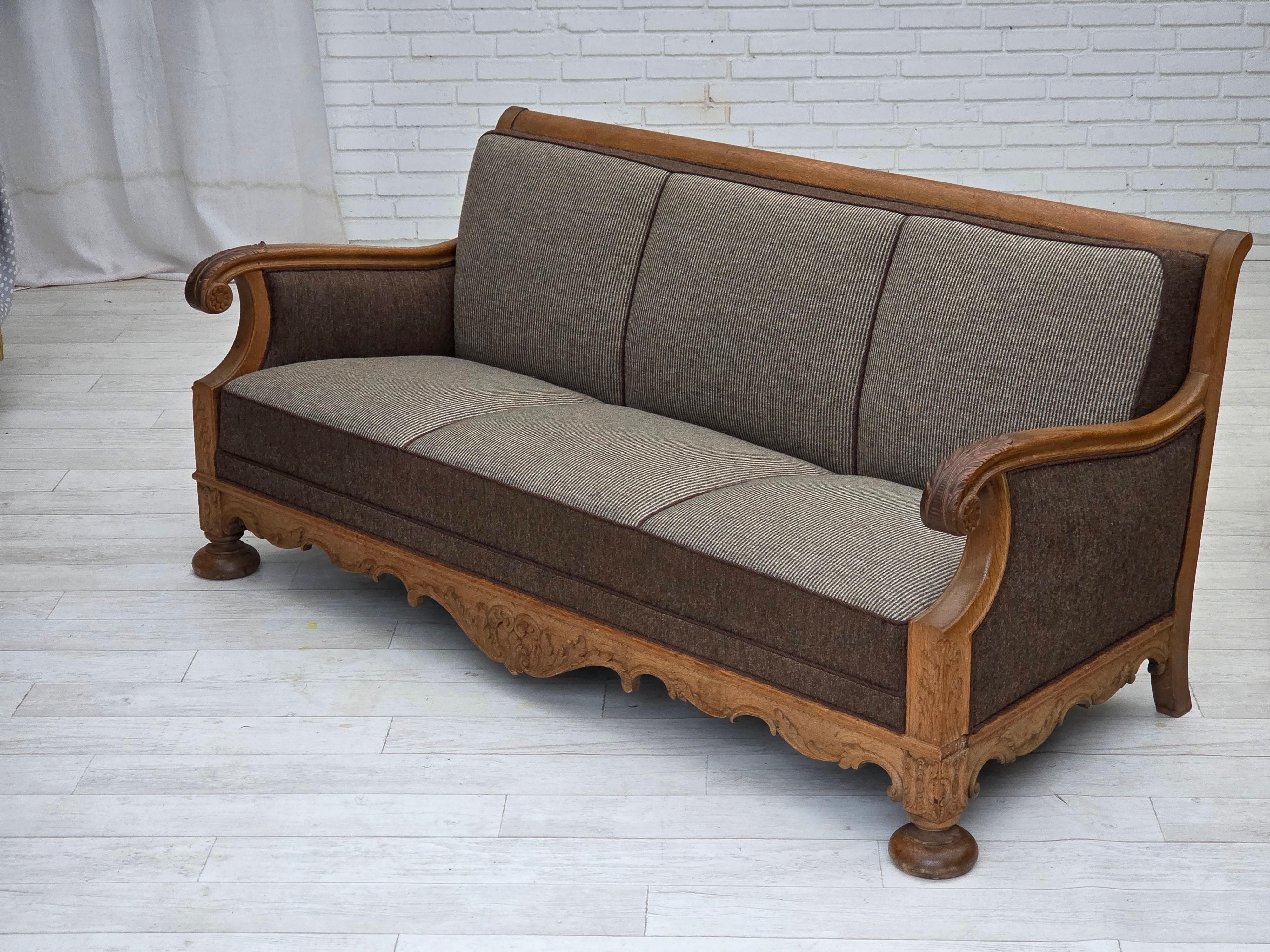 1950s, Danish 3-seater sofa, furniture wool, solid carved oak wood. For Sale 8