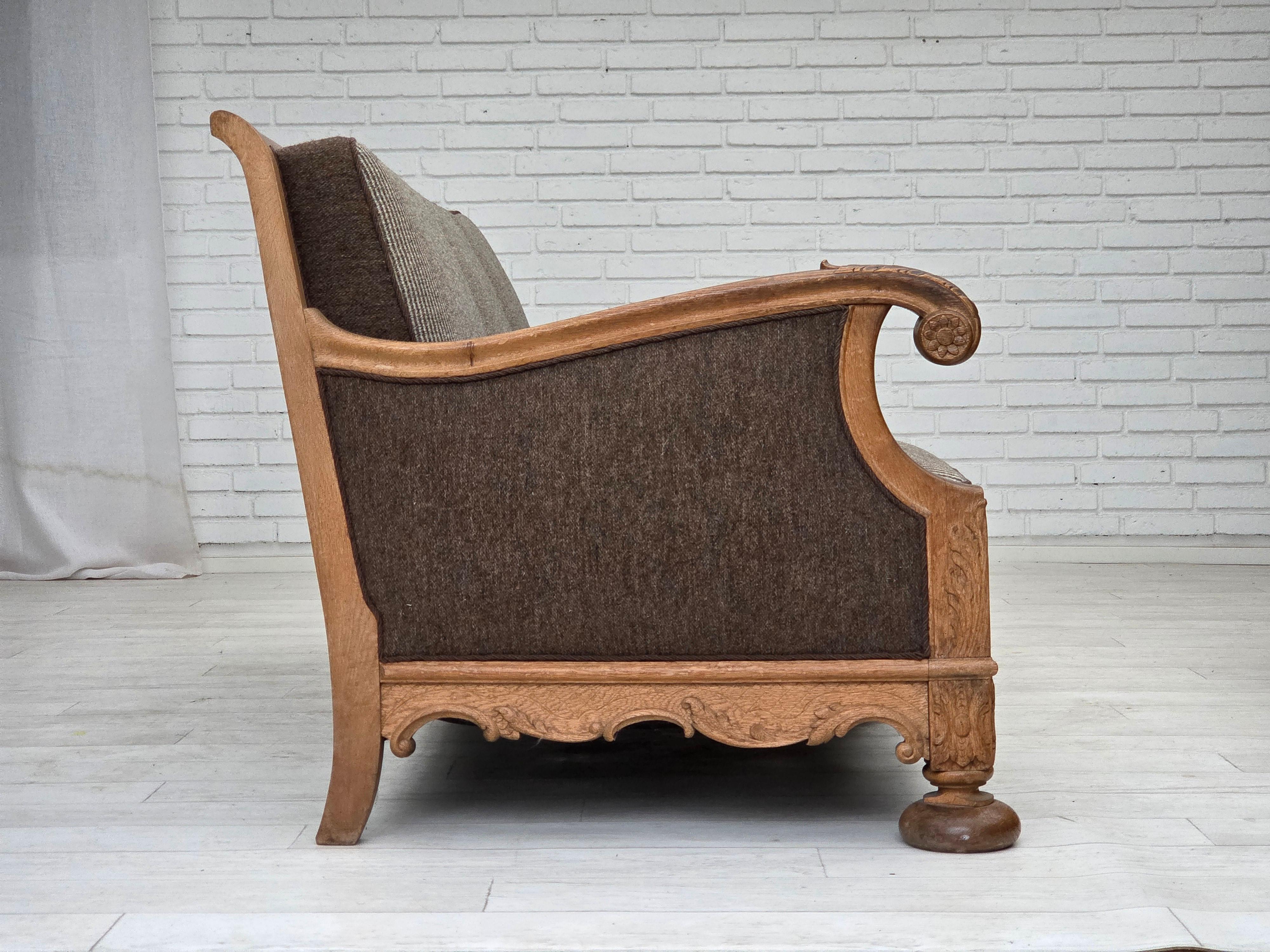 1950s, Danish 3-seater sofa, furniture wool, solid carved oak wood. For Sale 3