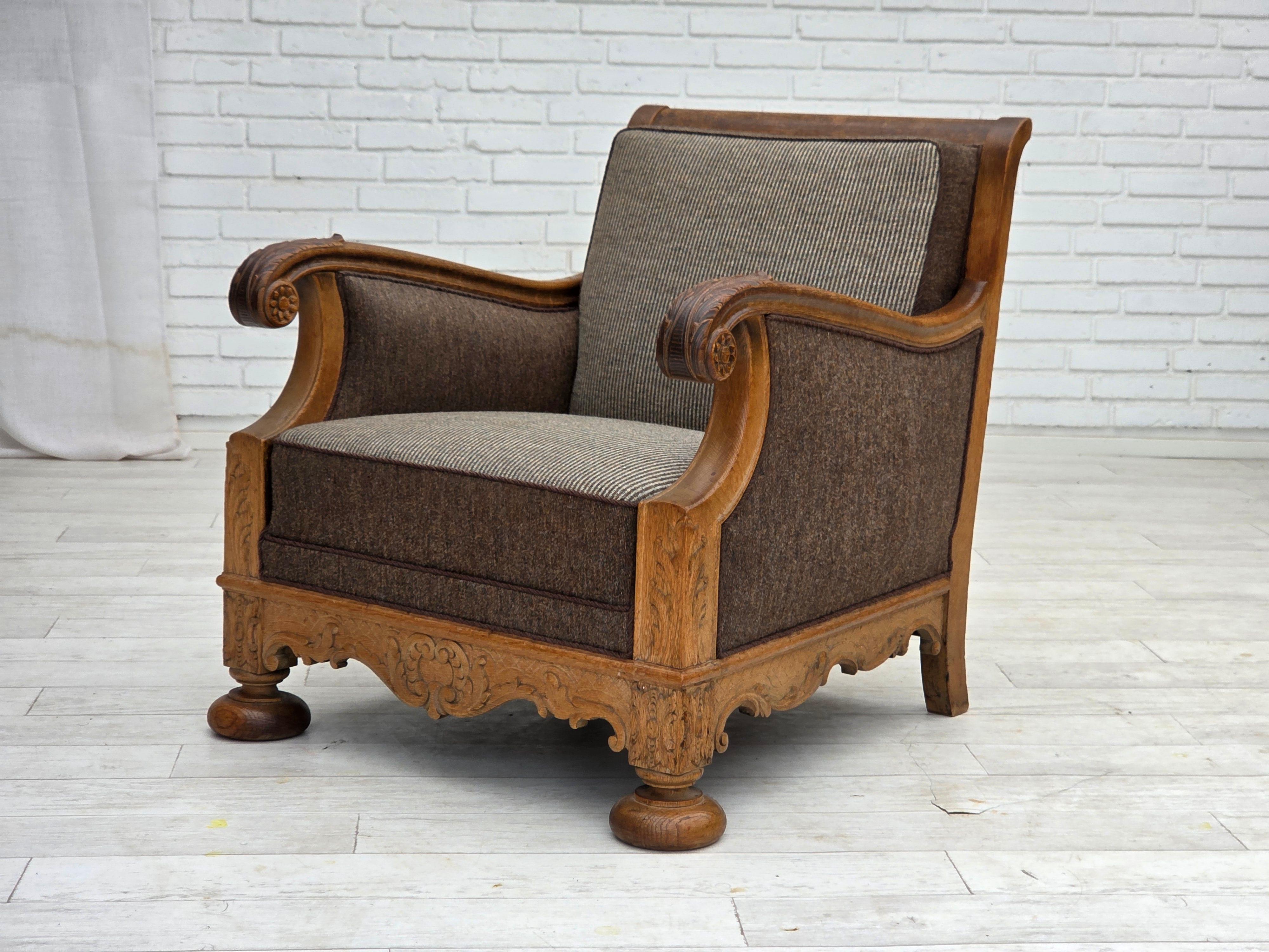 Años 50, sillón danés, mueble de lana, madera maciza de roble tallada. en venta 6