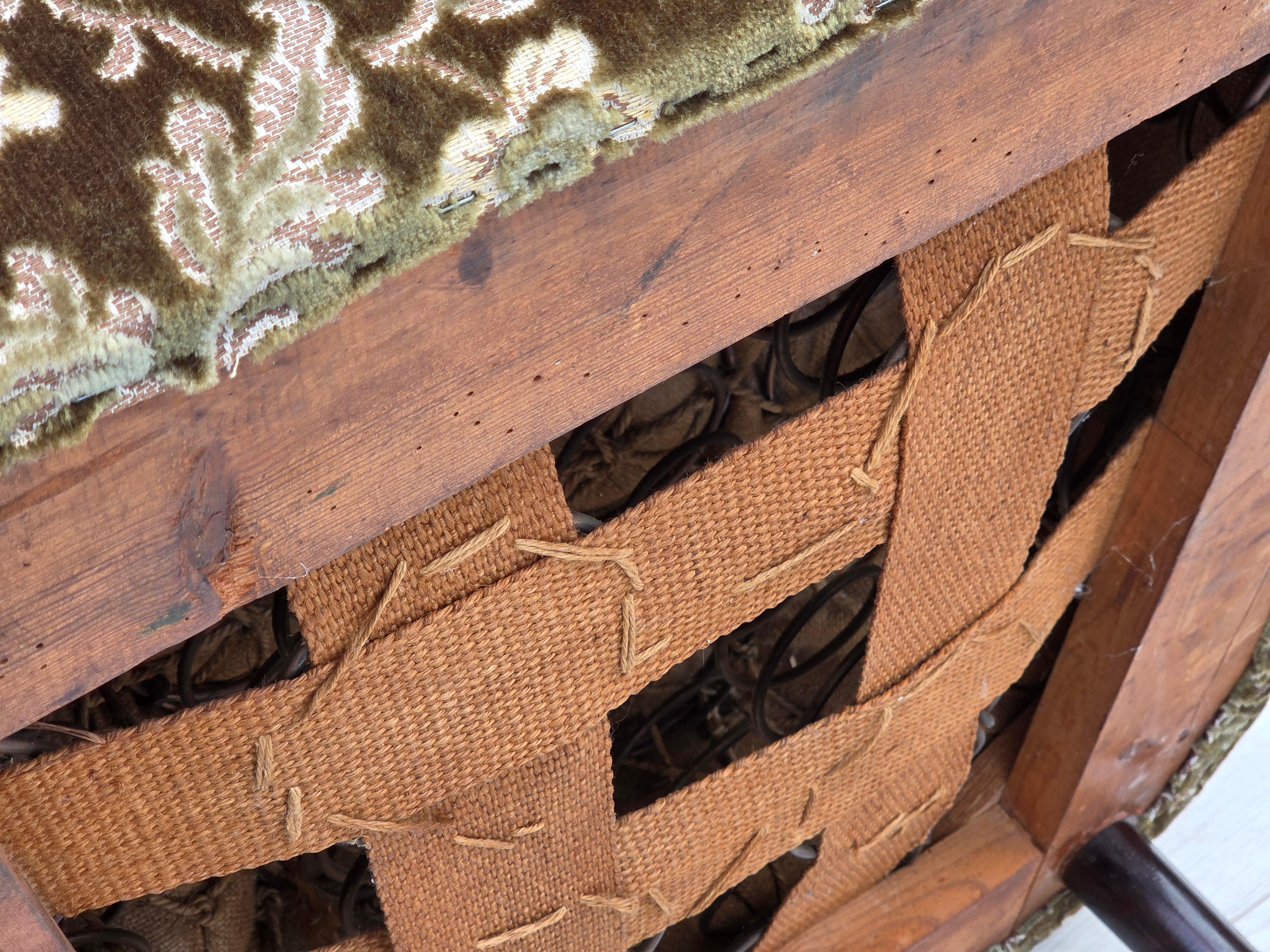 Poltrona danese degli anni '1950, velluto verde da arredamento, gambe in legno di frassino. in vendita 9