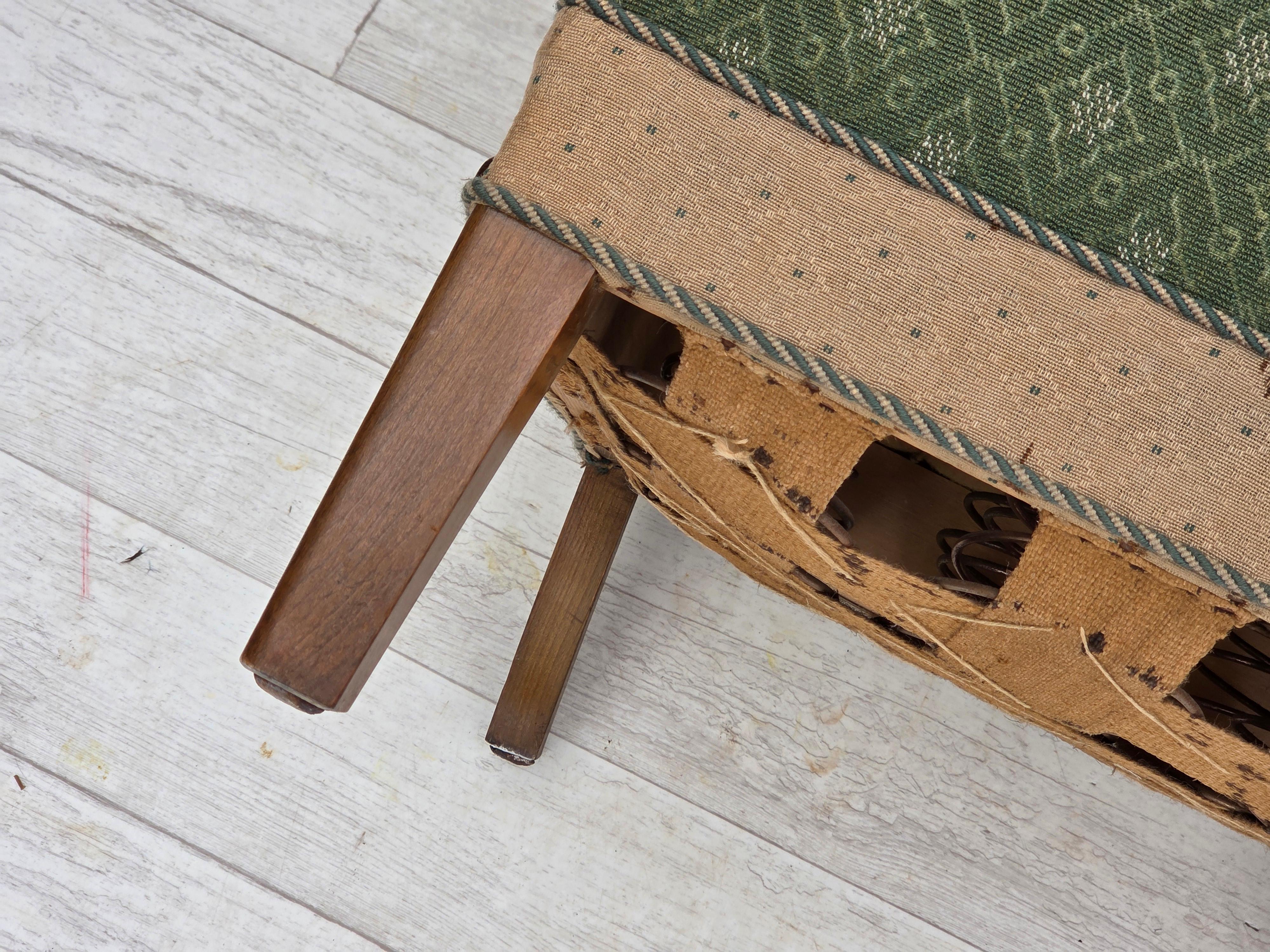 1950s, Danish armchair, original green/beige furniture wool fabric, oak wood. For Sale 12