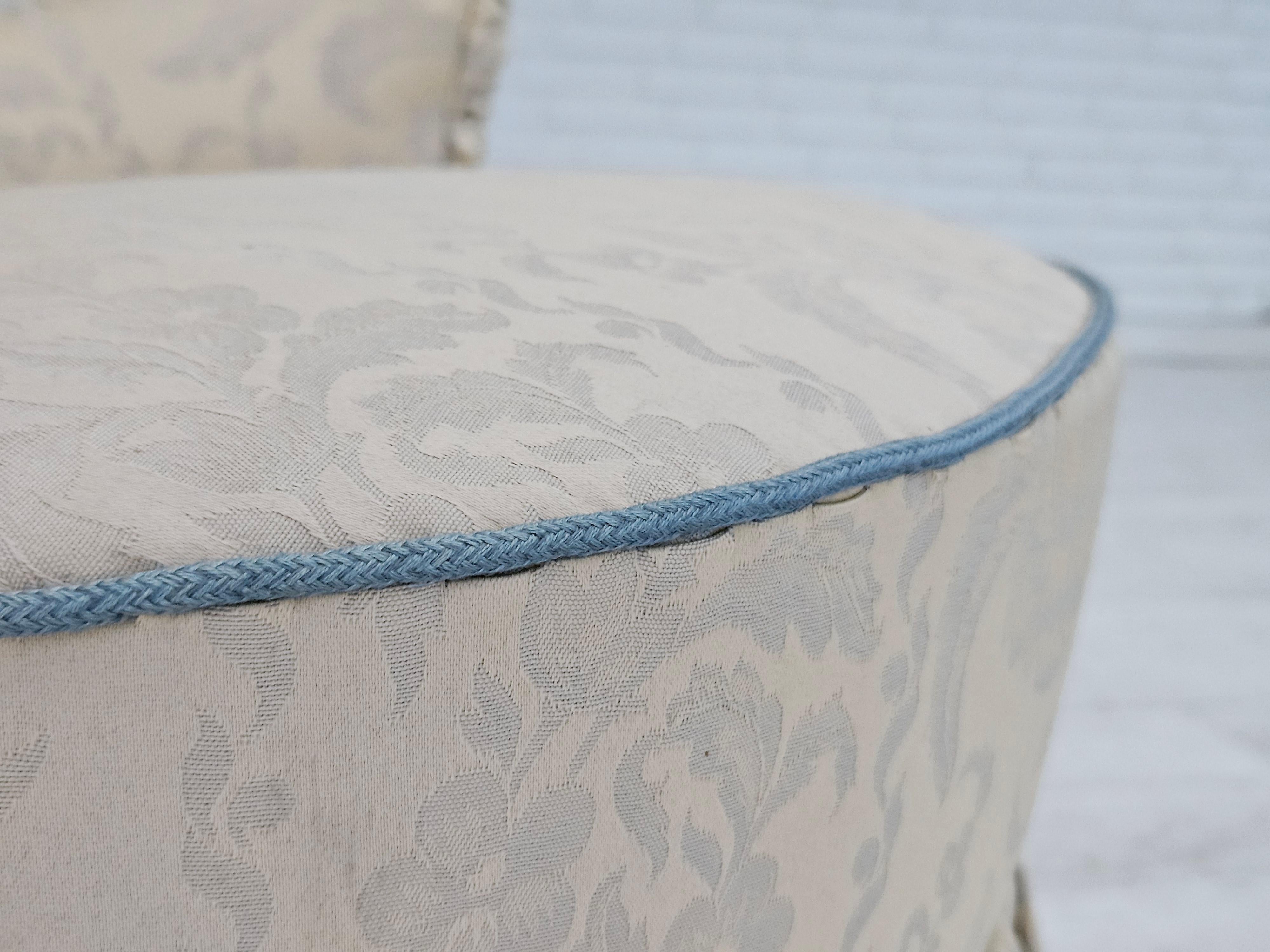 1950s, fauteuil Whiting, reupholstered, creamy/white floral fabric. Bon état - En vente à Tarm, 82