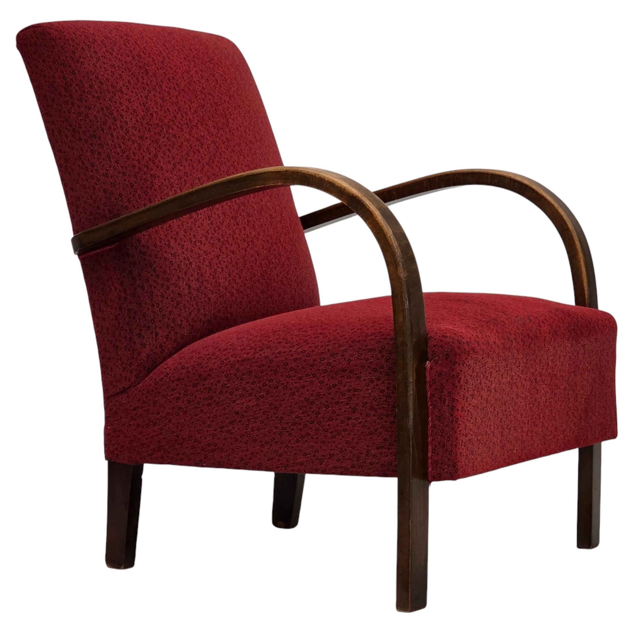 1950er Jahre, dänischer Art-déco-Sessel, originaler roter Möbelstoff, Beeche-Holz.