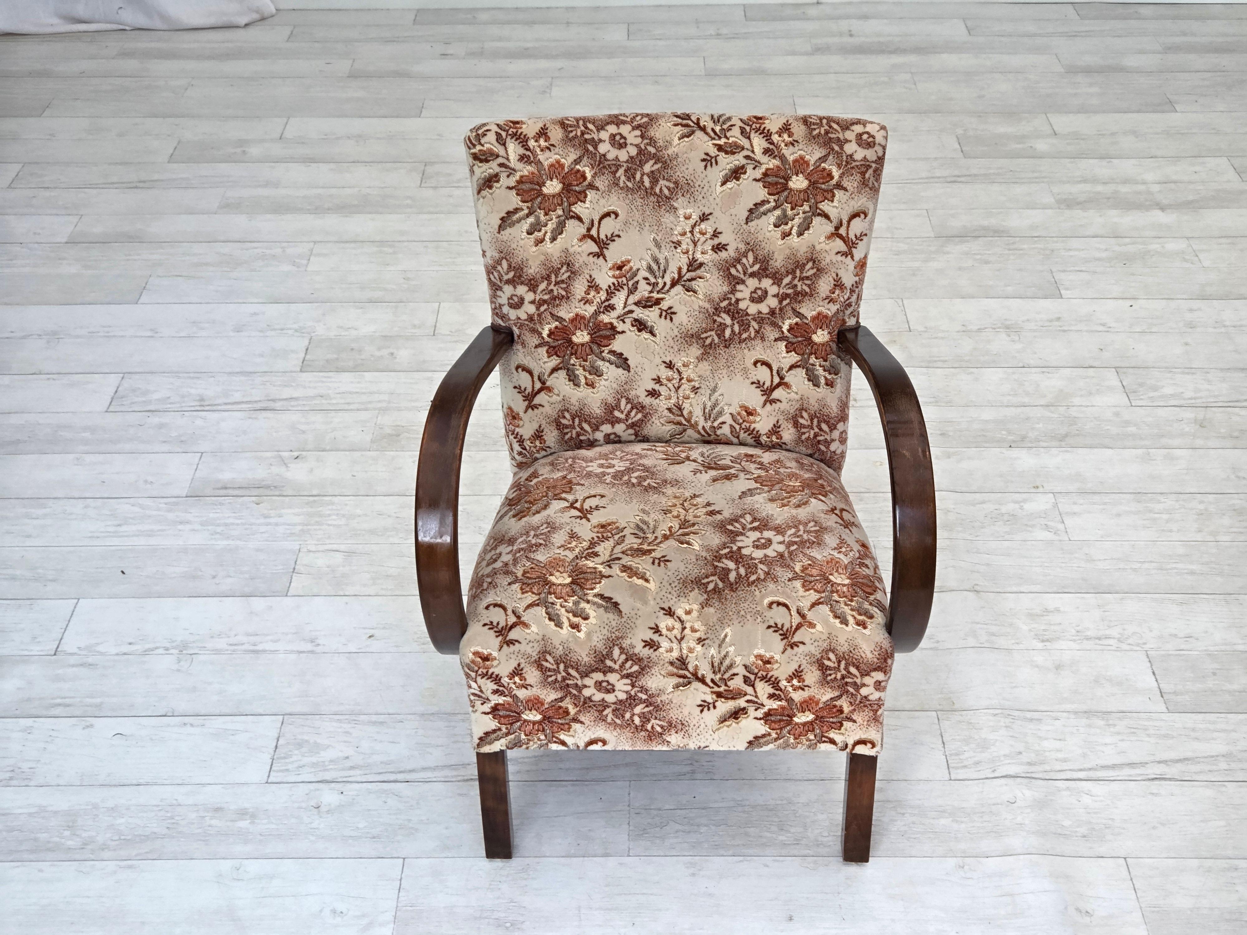 1950er Jahre, dänischer Artdeco-Sessel, Veloursmöbel, Buchenholz, neu gepolstert. im Angebot 1