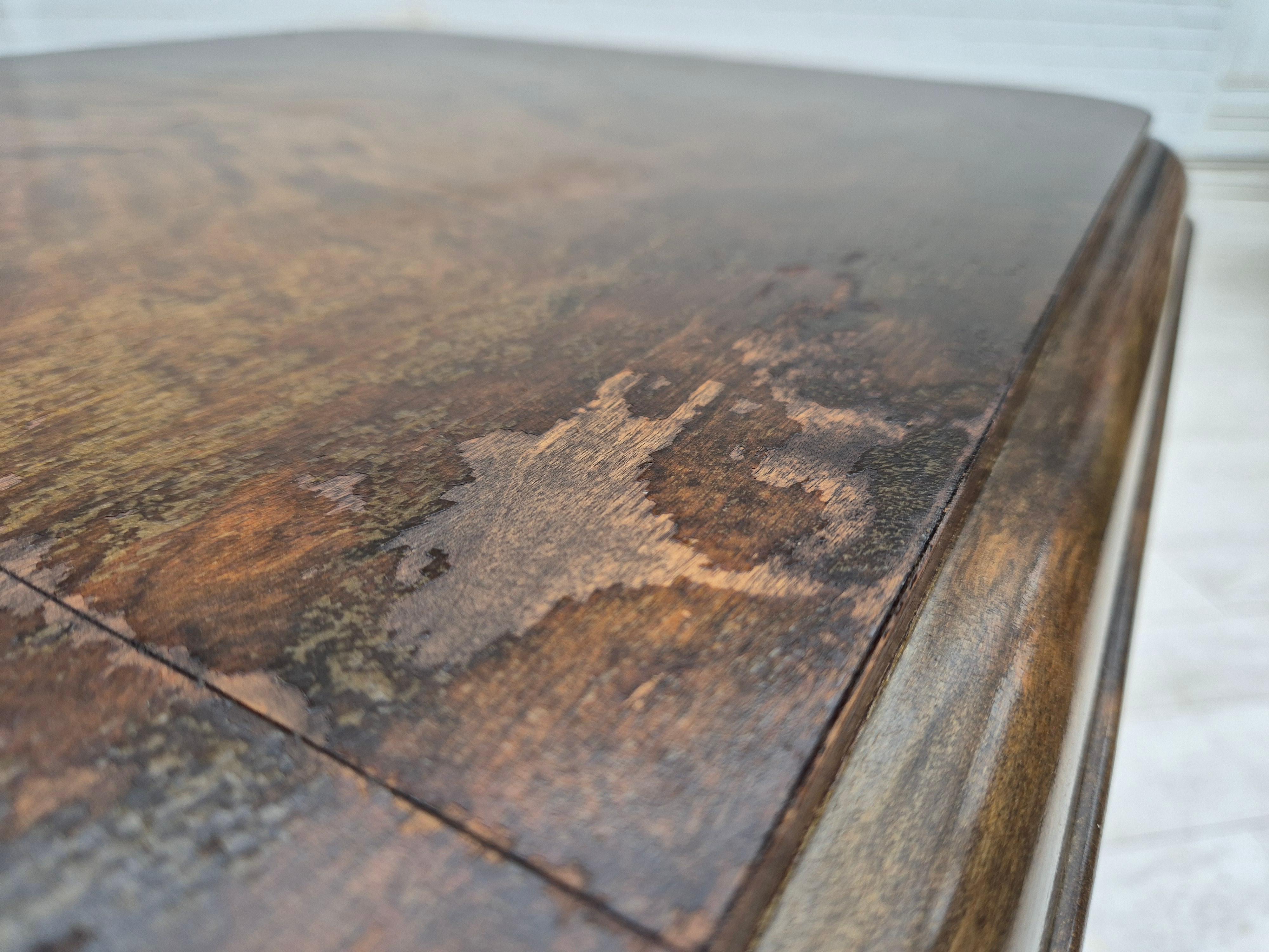1950s, Table basse artdeco danoise avec étagère, bois de frêne. en vente 4