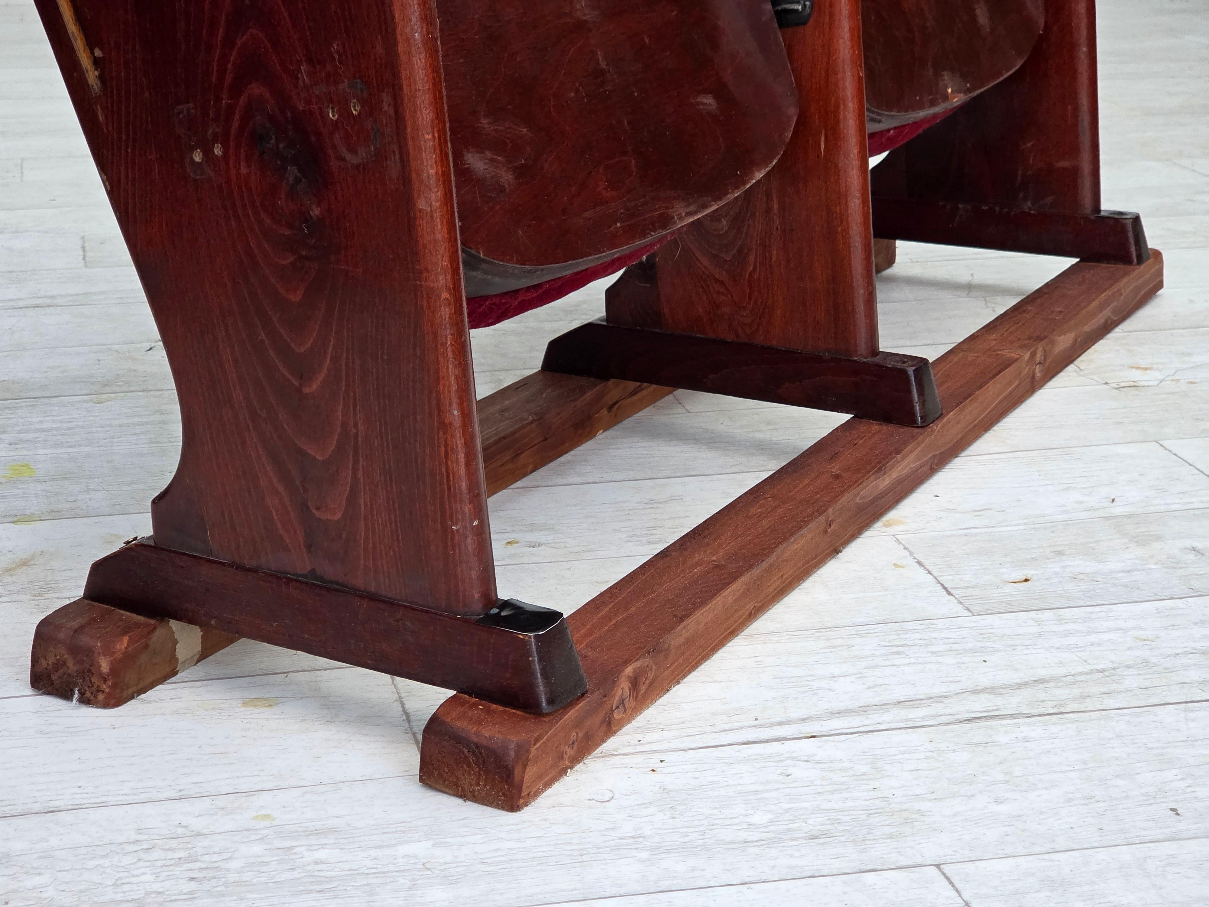 Fauteuils de cinéma danois des années 1950, meubles en velours, état d'origine. en vente 7