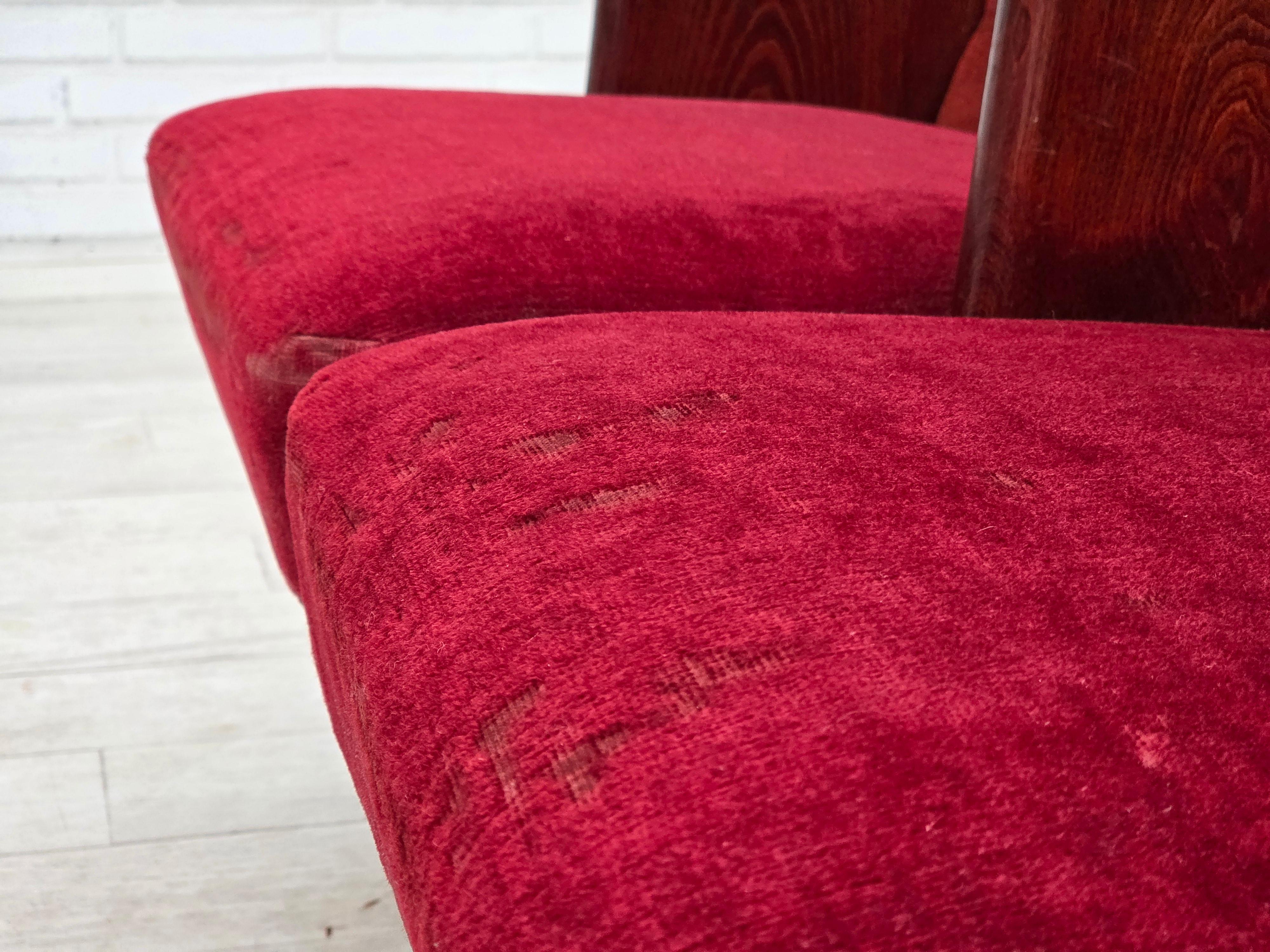 Fauteuils de cinéma danois des années 1950, meubles en velours, état d'origine. en vente 10