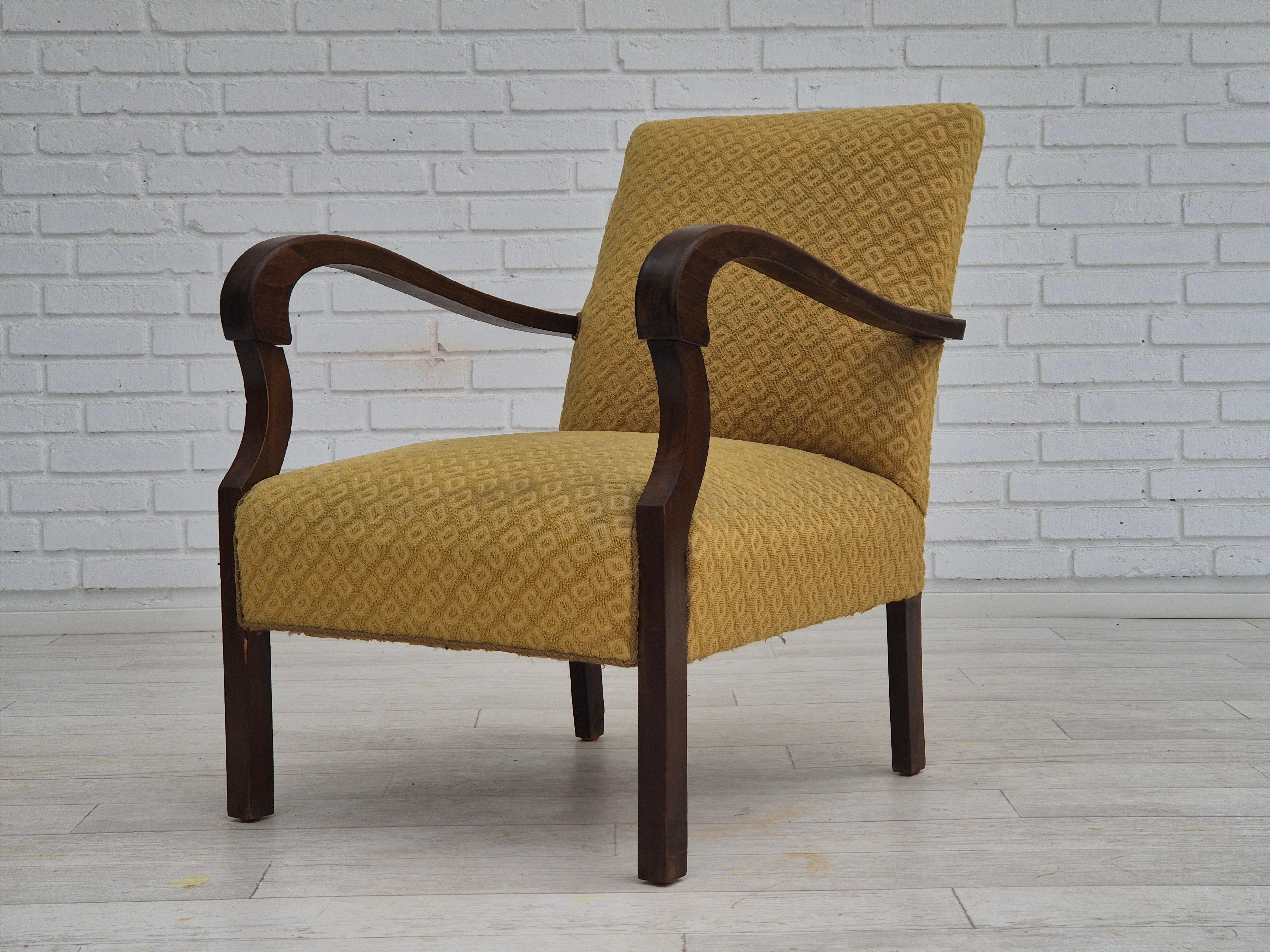 1950s, Danish design, armchair in original condition, furniture cotton/ wool. For Sale 5
