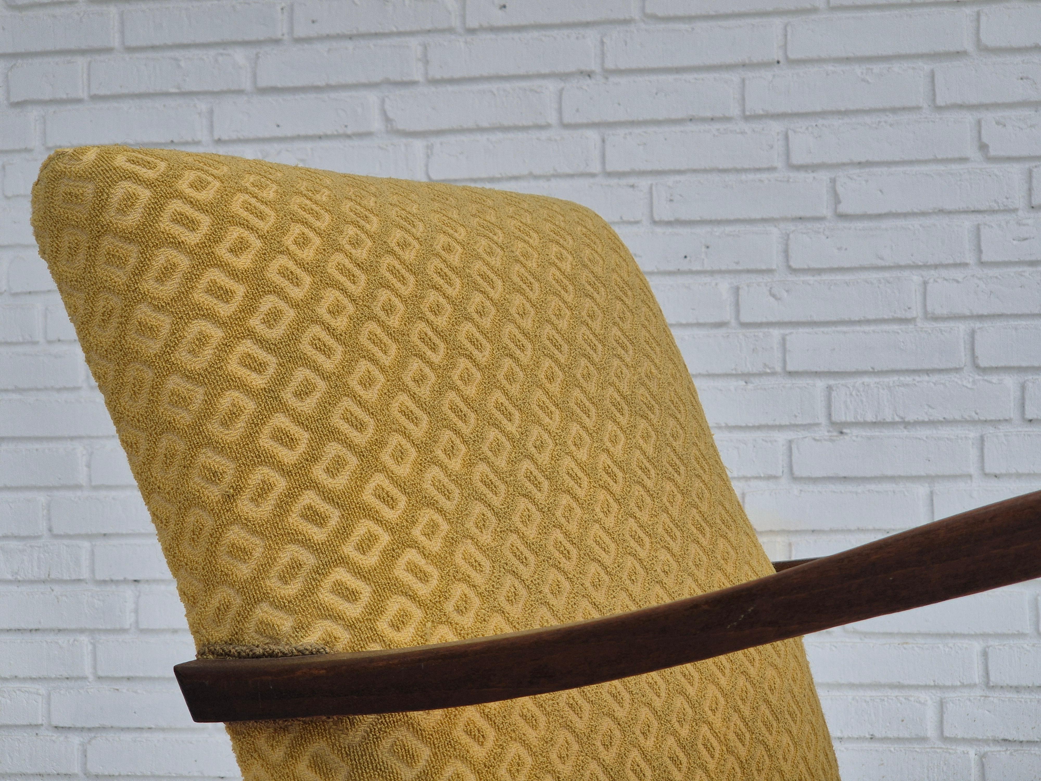 1950s, Danish design, armchair in original condition, furniture cotton/ wool. For Sale 8