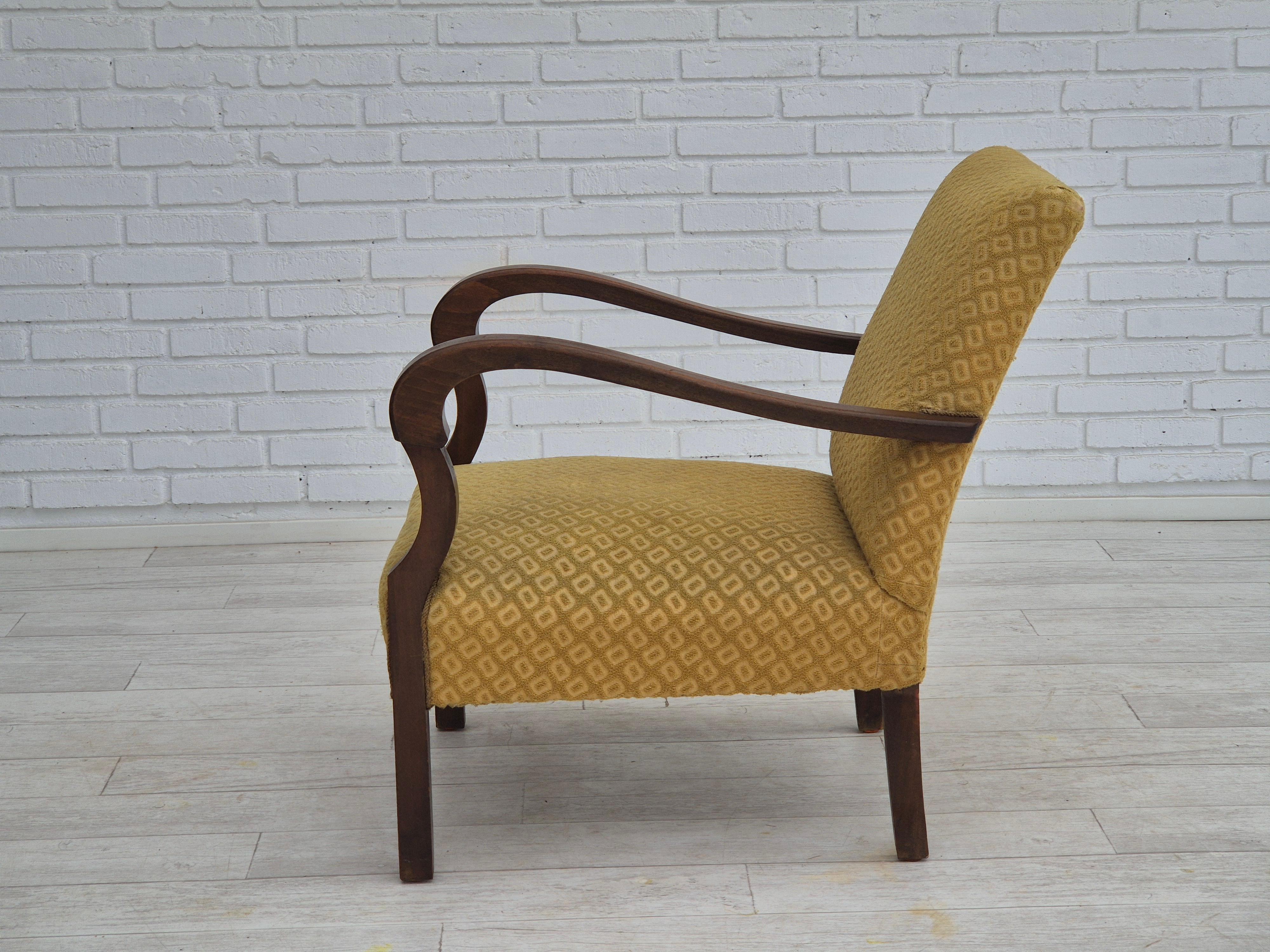 1950s, Danish design, armchair in original condition, furniture cotton/ wool. For Sale 1