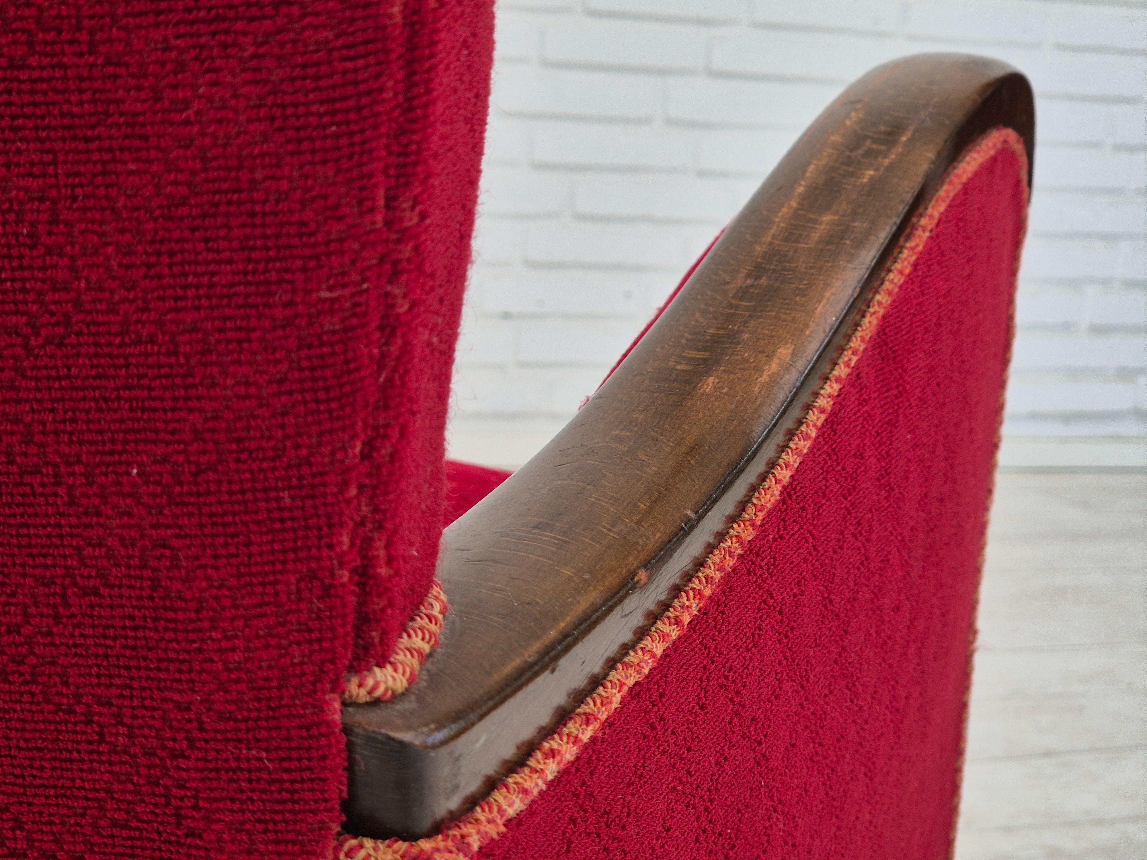 Années 50, Design/One, fauteuil, état d'origine, tissu coton-laine rouge. en vente 3