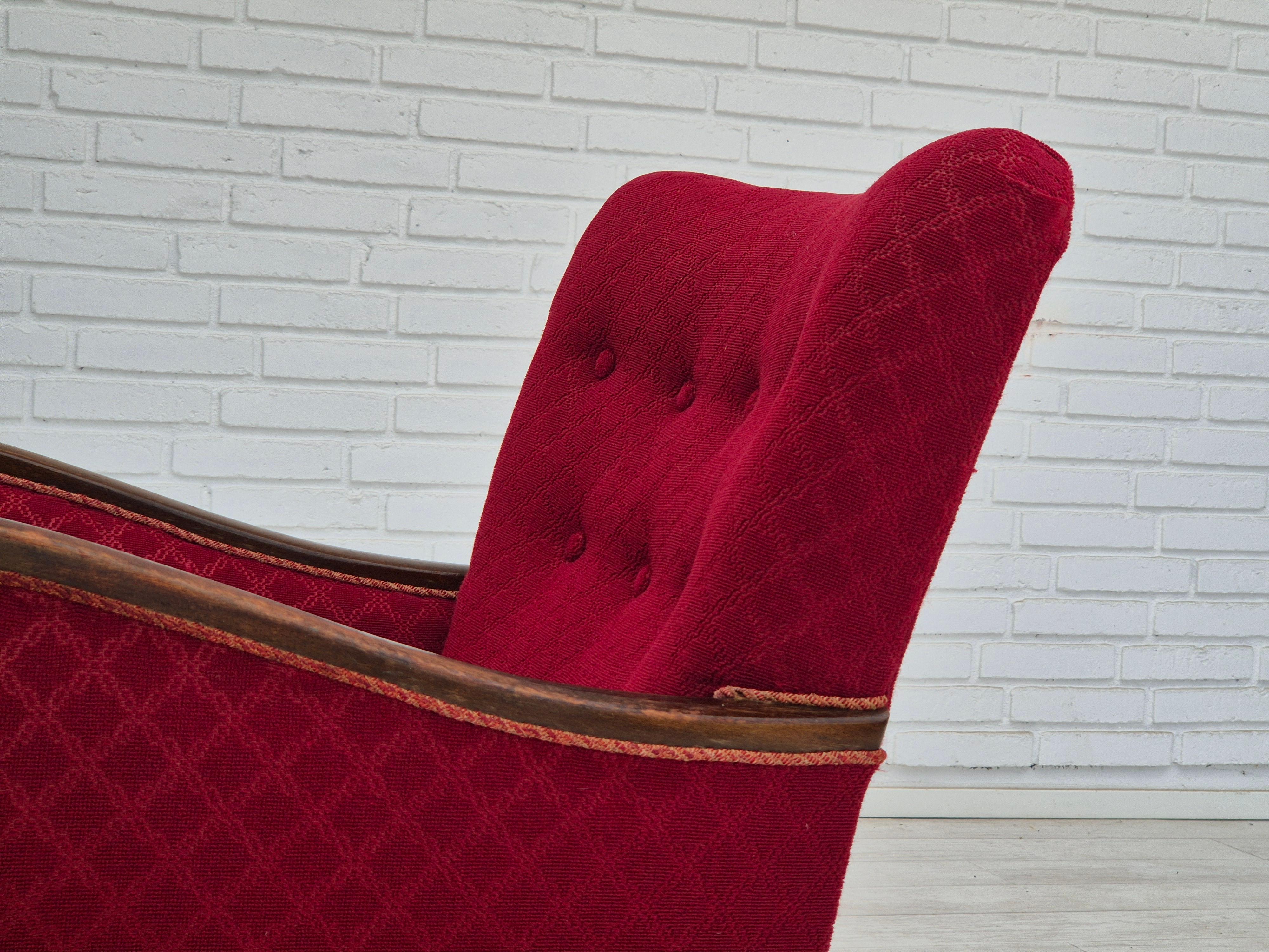 Années 50, Design/One, fauteuil, état d'origine, tissu coton-laine rouge. en vente 5