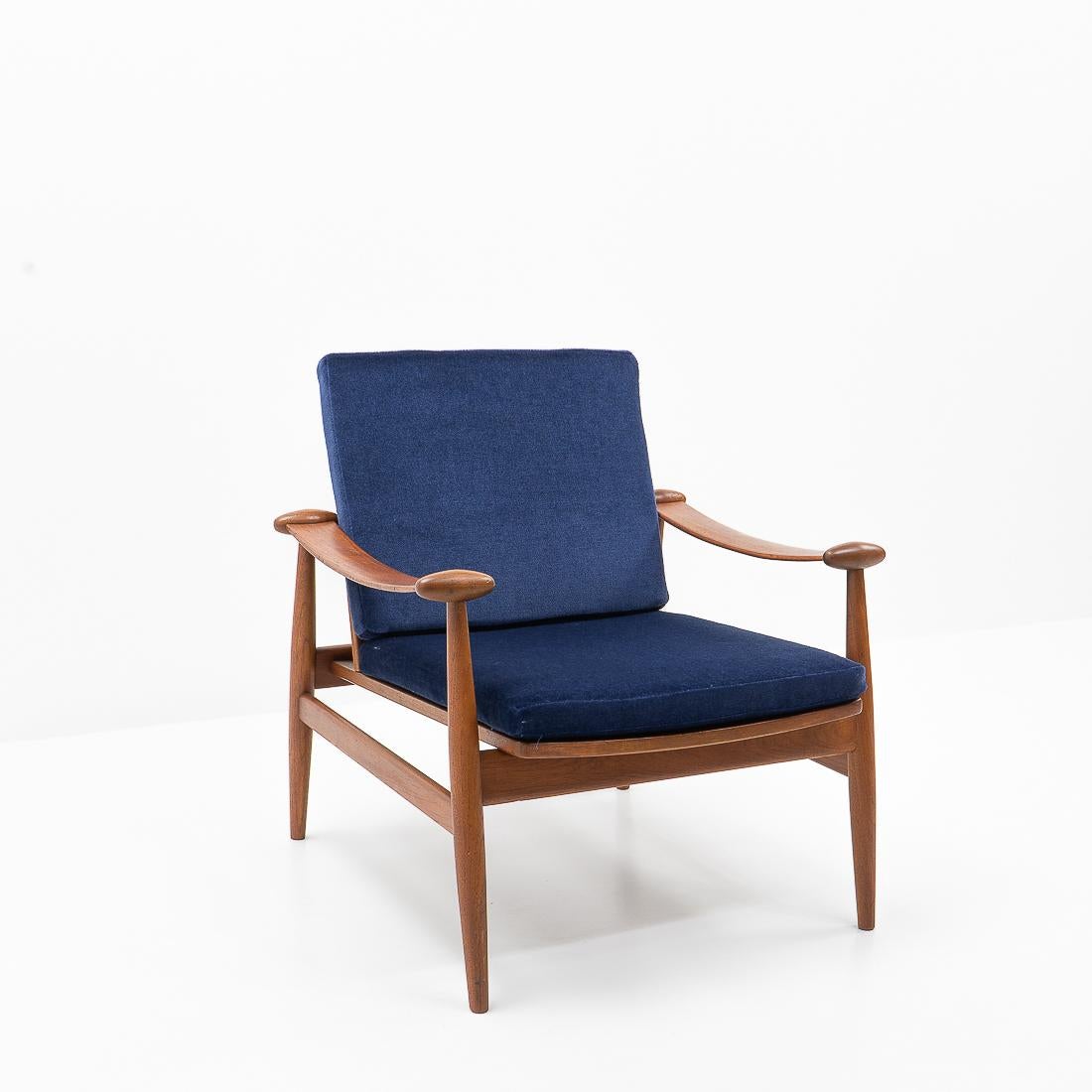 Mid-Century Modern 1950s Danish Design Classic Finn Juhl “Spade” Armchair, Upholstered in Mohair For Sale