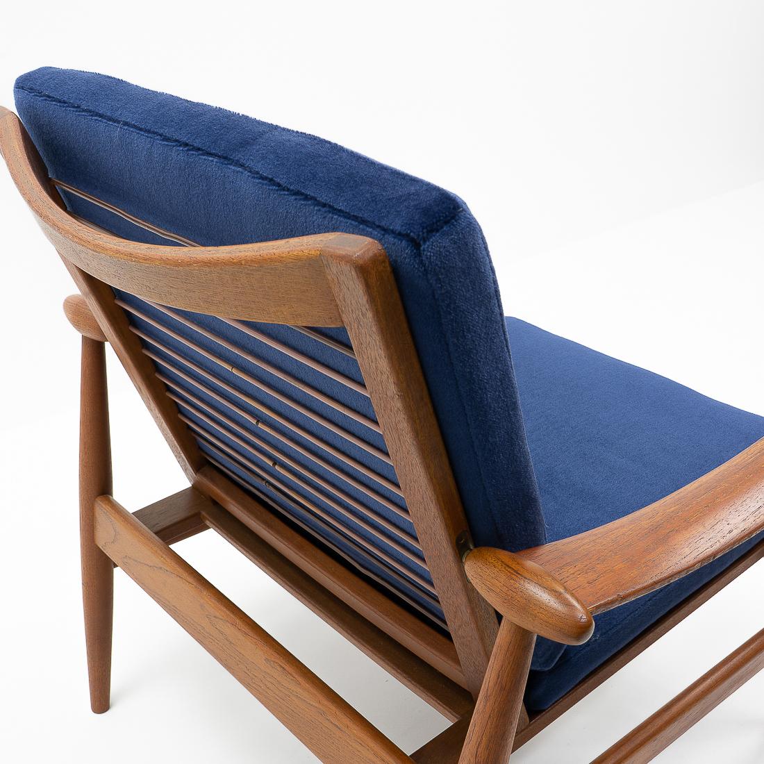 1950s Danish Design Classic Finn Juhl “Spade” Armchair, Upholstered in Mohair For Sale 1