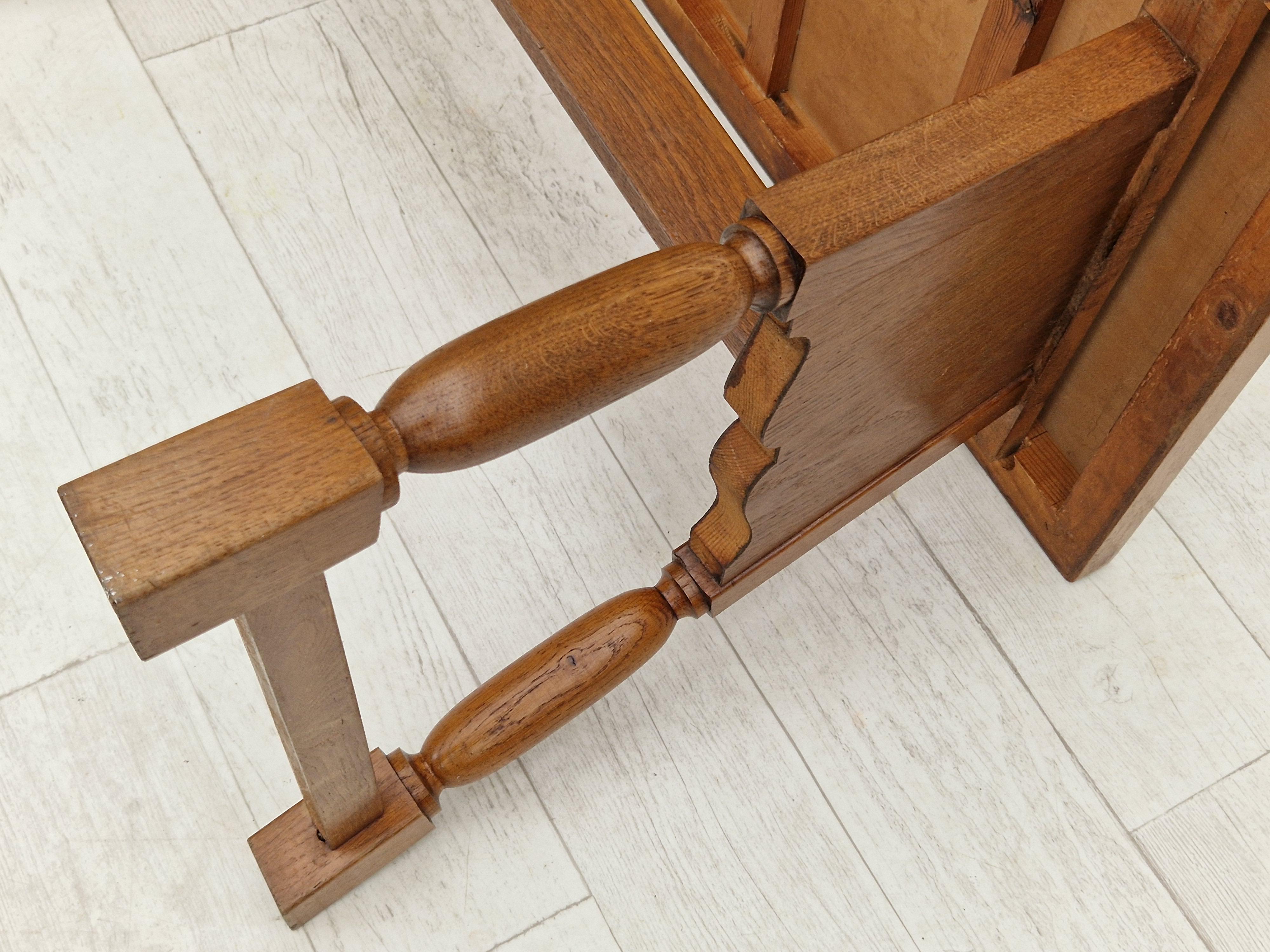Années 50, Design/One, table basse en bois de chêne, état d'origine. en vente 5