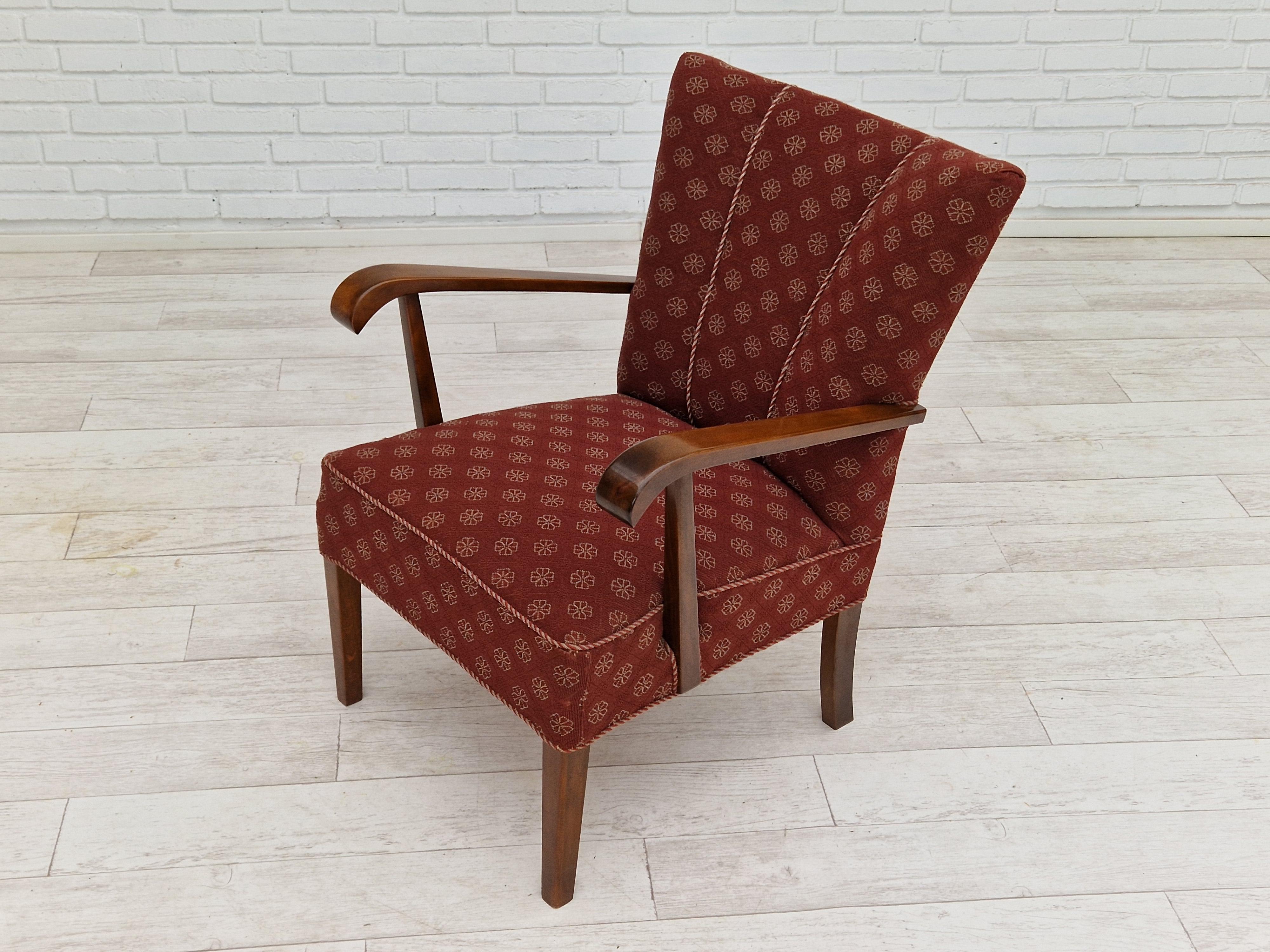 1950s, Danish Design, Original Armchair in Very Good Condition For Sale 4