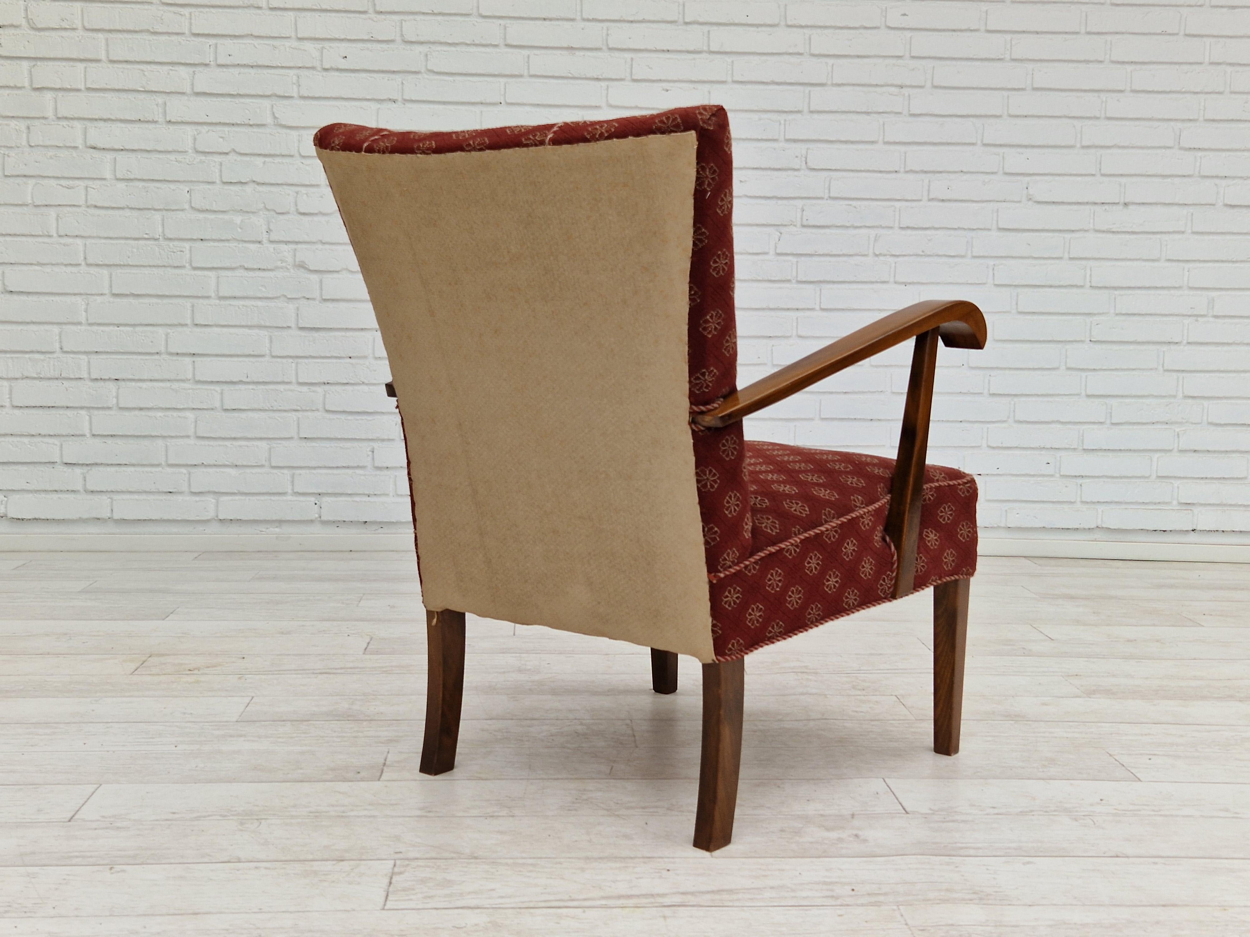 1950s, Danish Design, Original Armchair in Very Good Condition For Sale 1