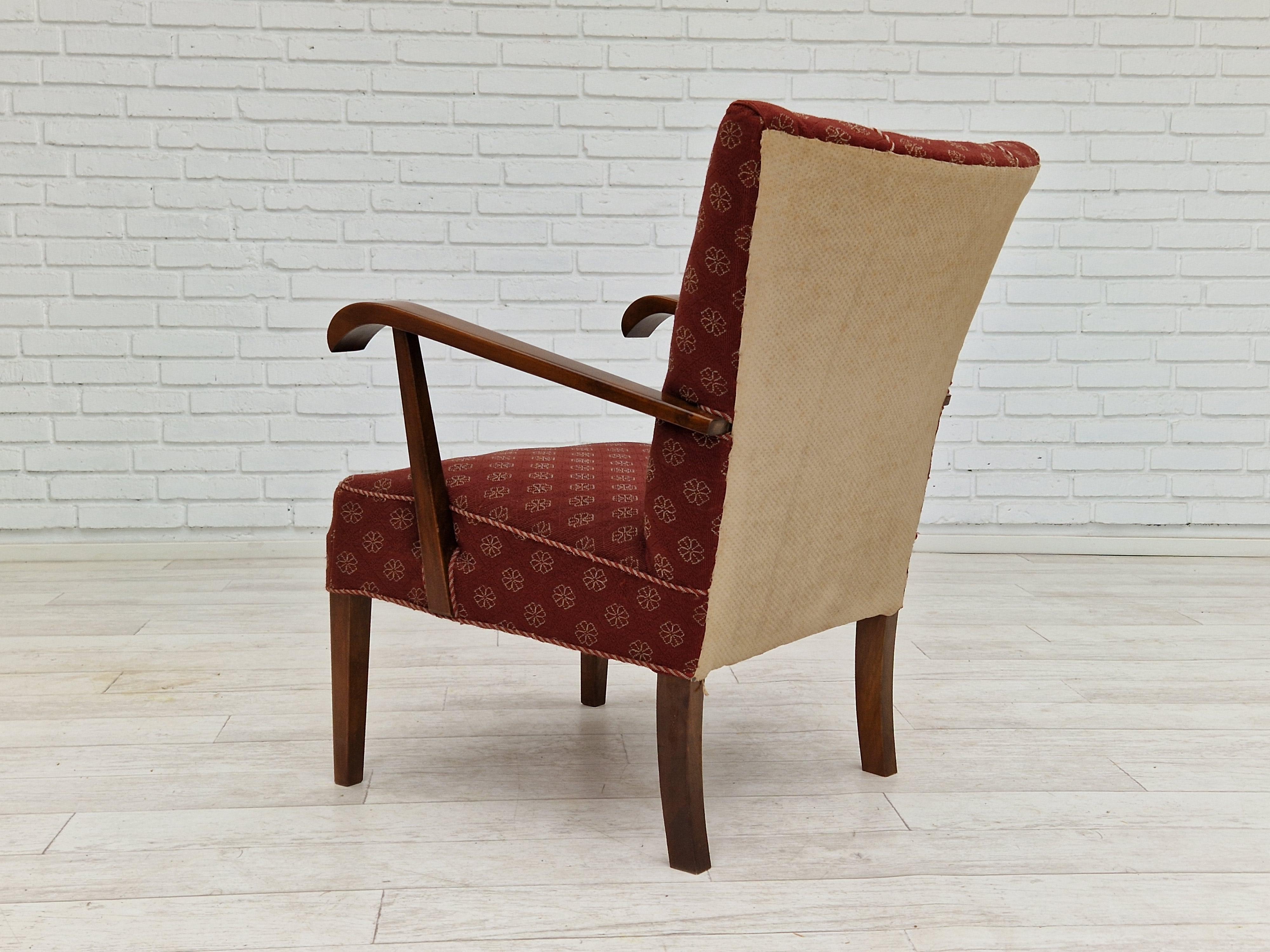 1950s, Danish Design, Original Armchair in Very Good Condition For Sale 3