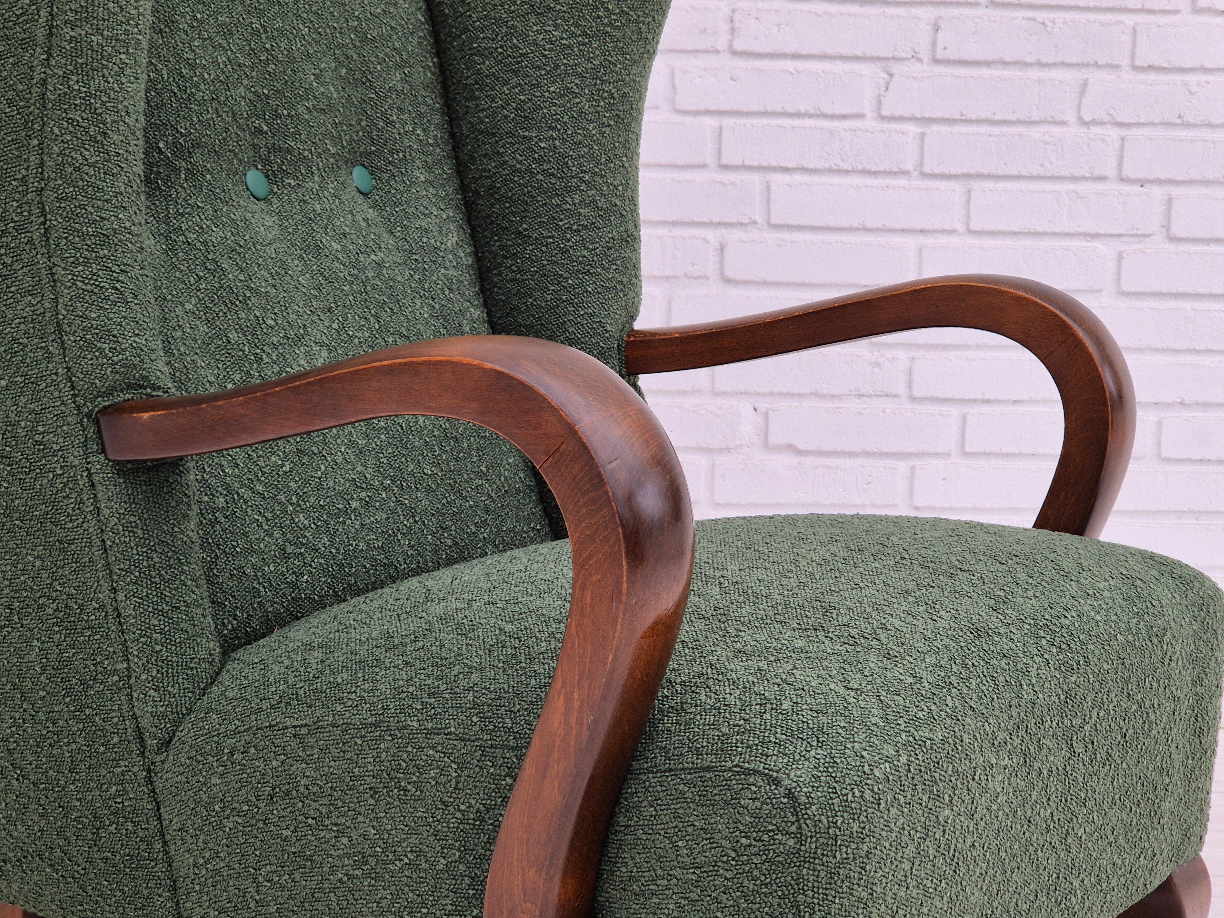 1950s, Danish design, restored high-back wingback chair, bottle green, beech  For Sale 10