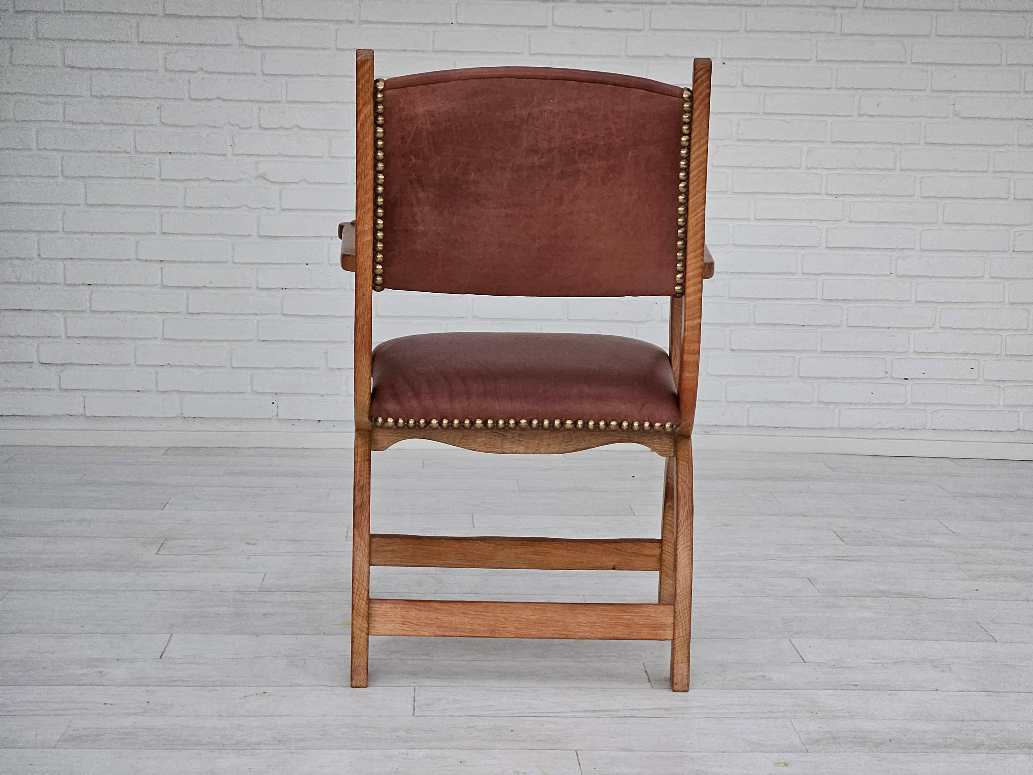 1950s, Danish design, reupholstered armchair, natural brown leather, oak wood. For Sale 5