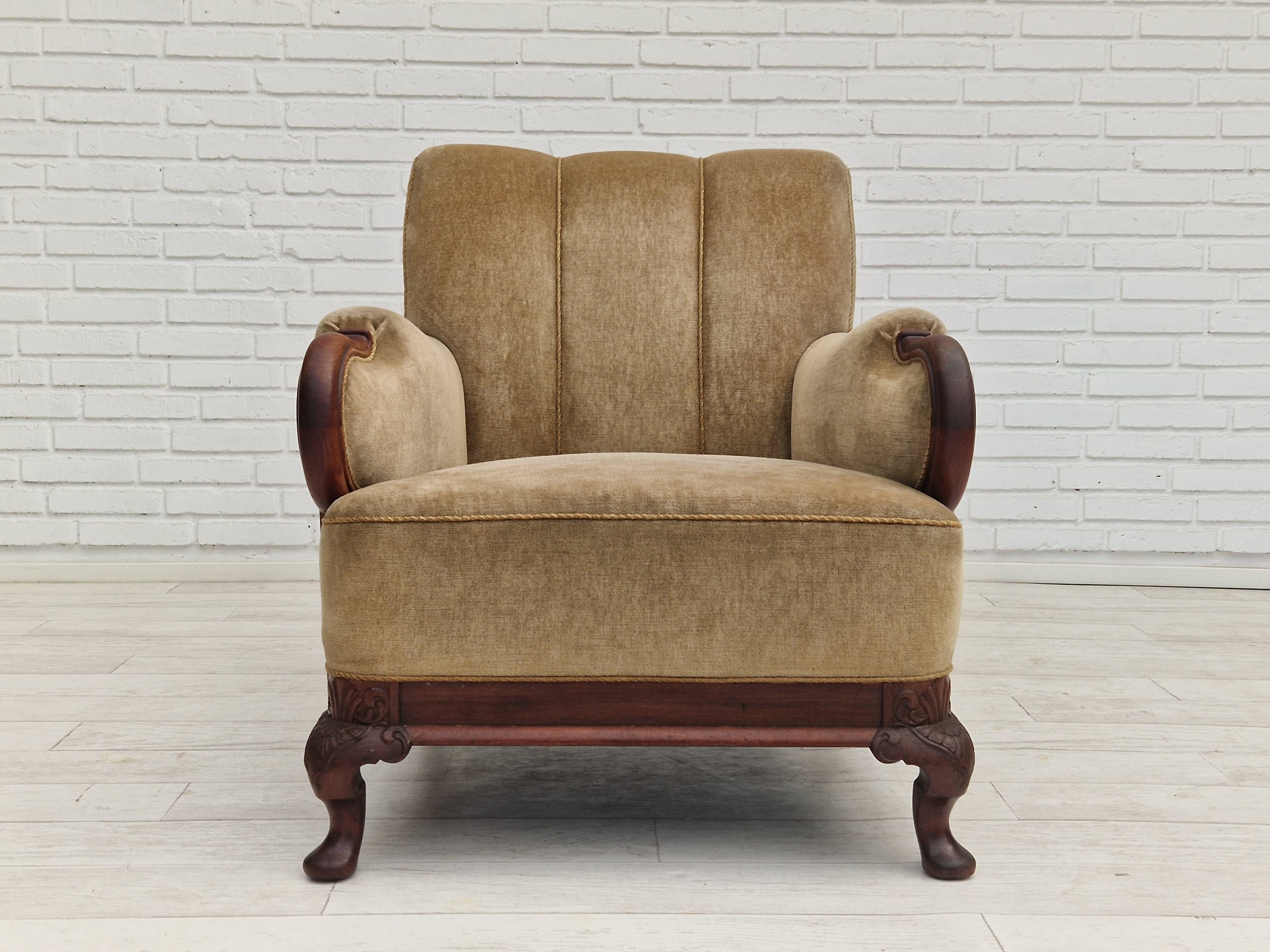1950s, Danish Design, Set of Armchairs, Teak Wood, Velour, Original Condition For Sale 2