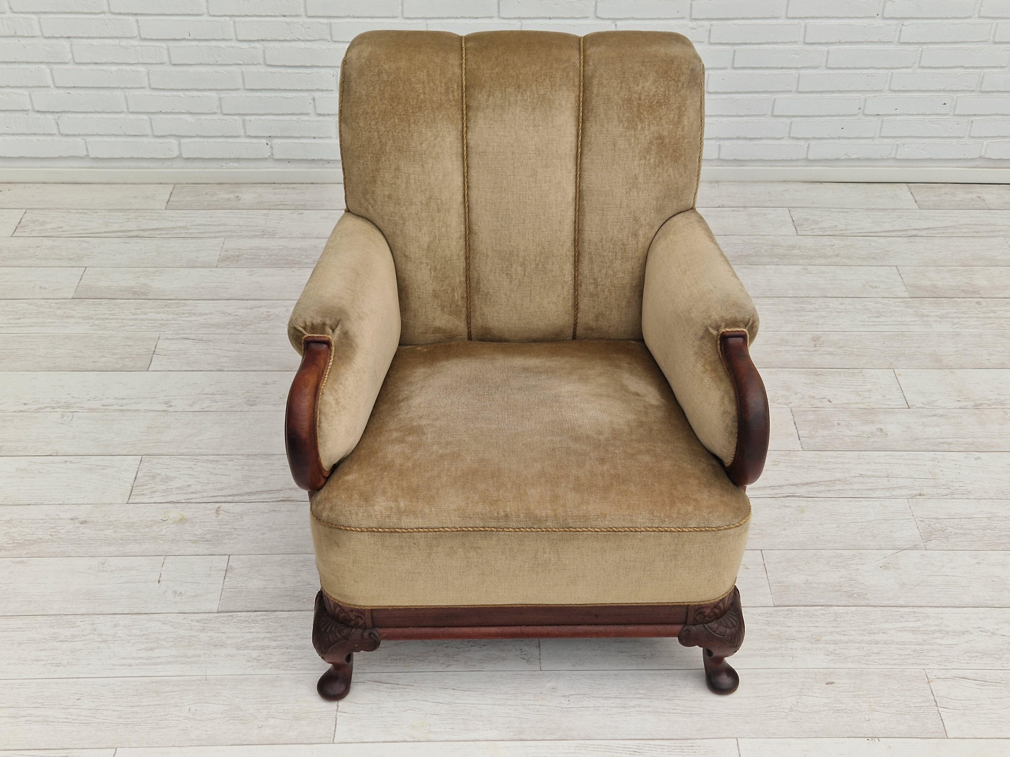 1950s, Danish Design, Set of Armchairs, Teak Wood, Velour, Original Condition For Sale 3