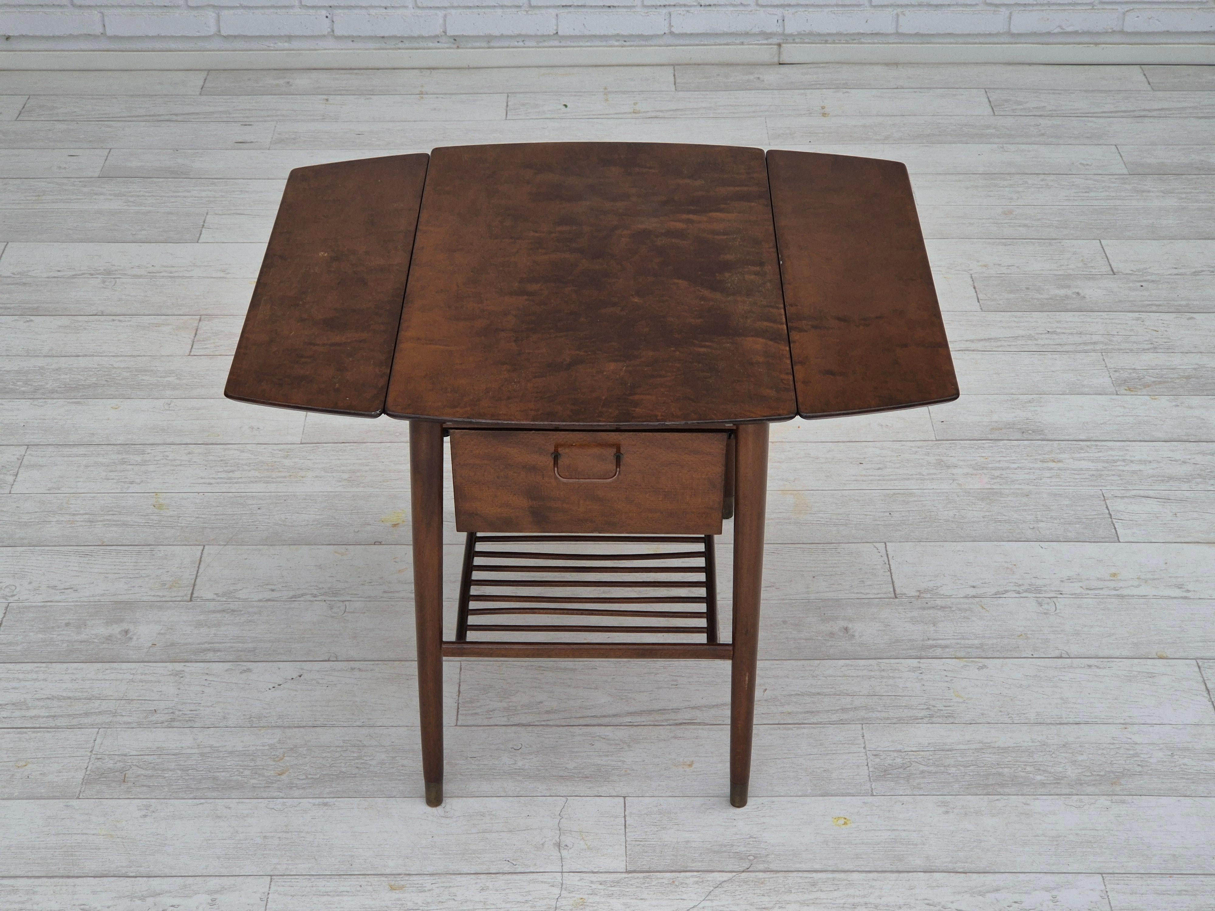 Scandinavian Modern 1950s, Danish foldable coffee table with drawer and shelf, original condition. For Sale