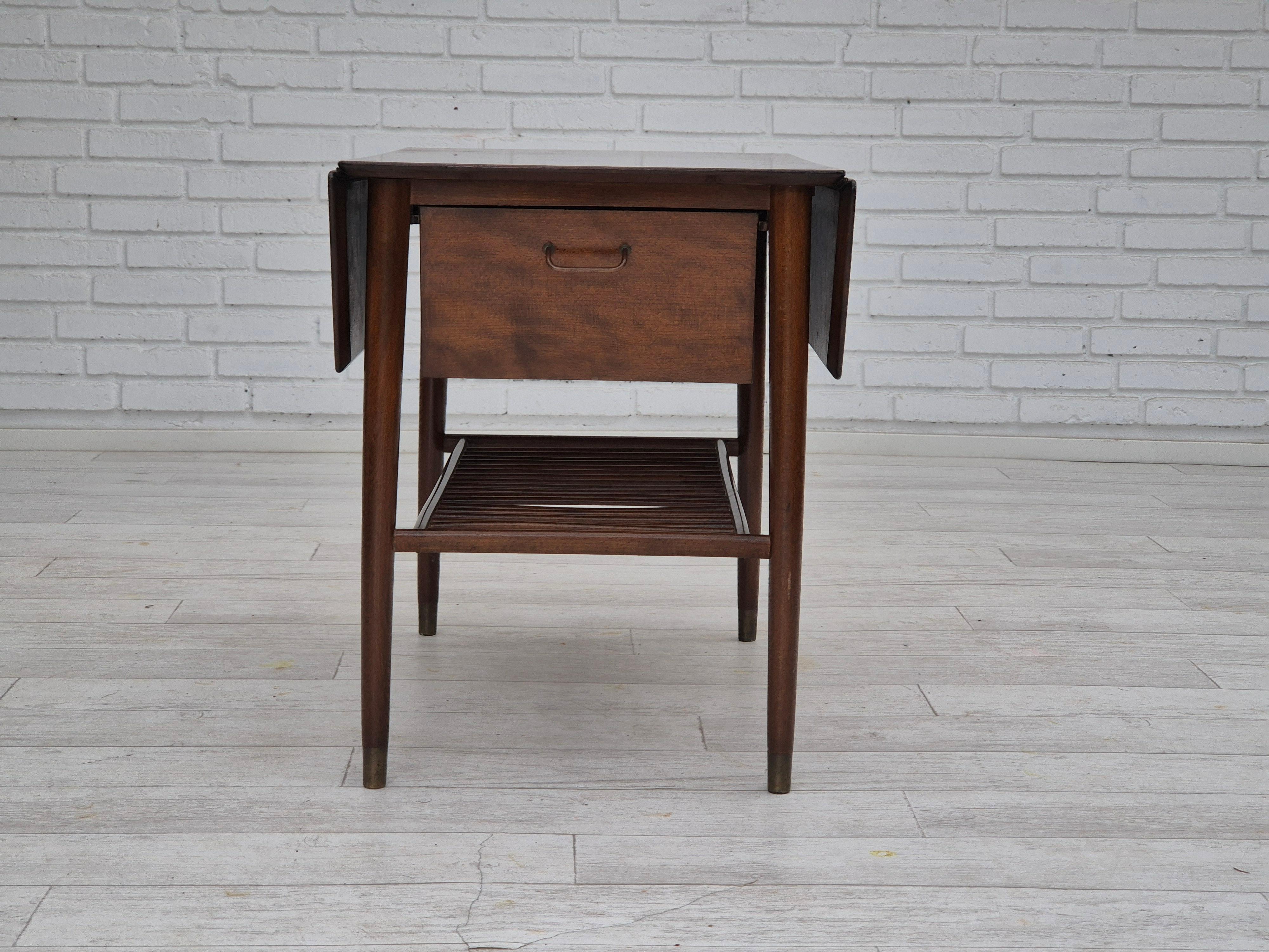 Wood 1950s, Danish foldable coffee table with drawer and shelf, original condition. For Sale