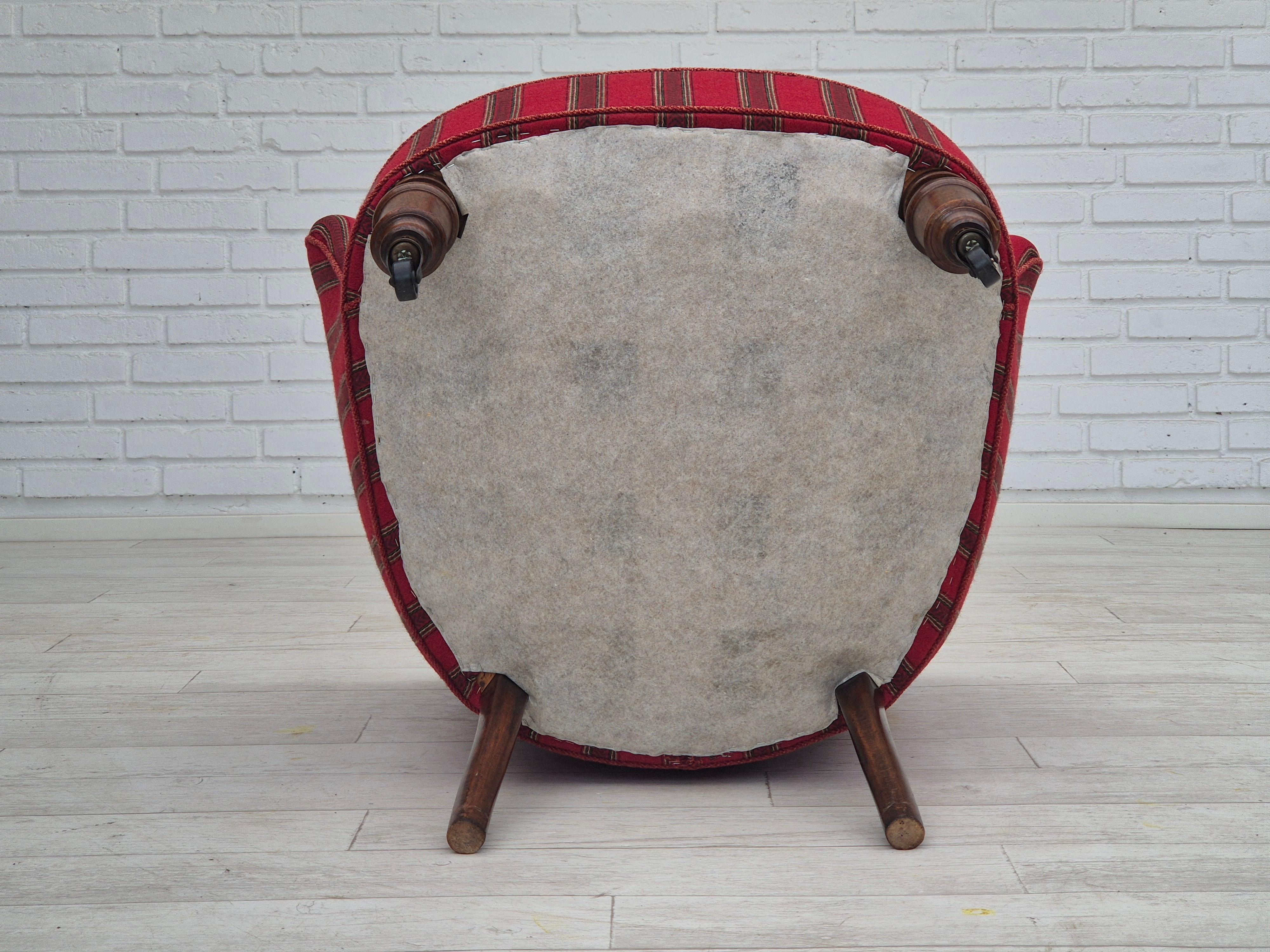 1950s, Danish lounge chair, original condition, red furniture wool. For Sale 5