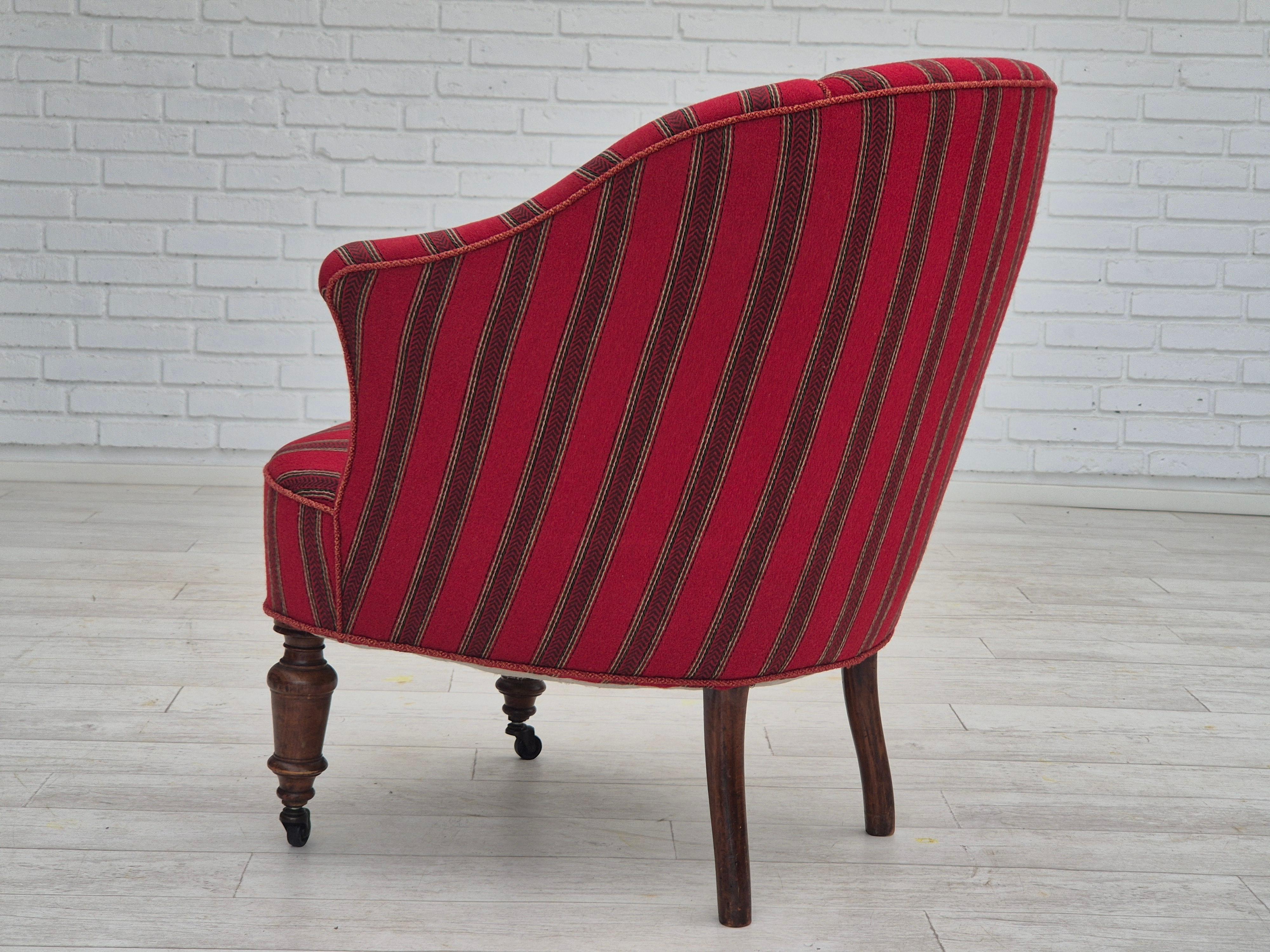 1950s, Danish lounge chair, original condition, red furniture wool. For Sale 2