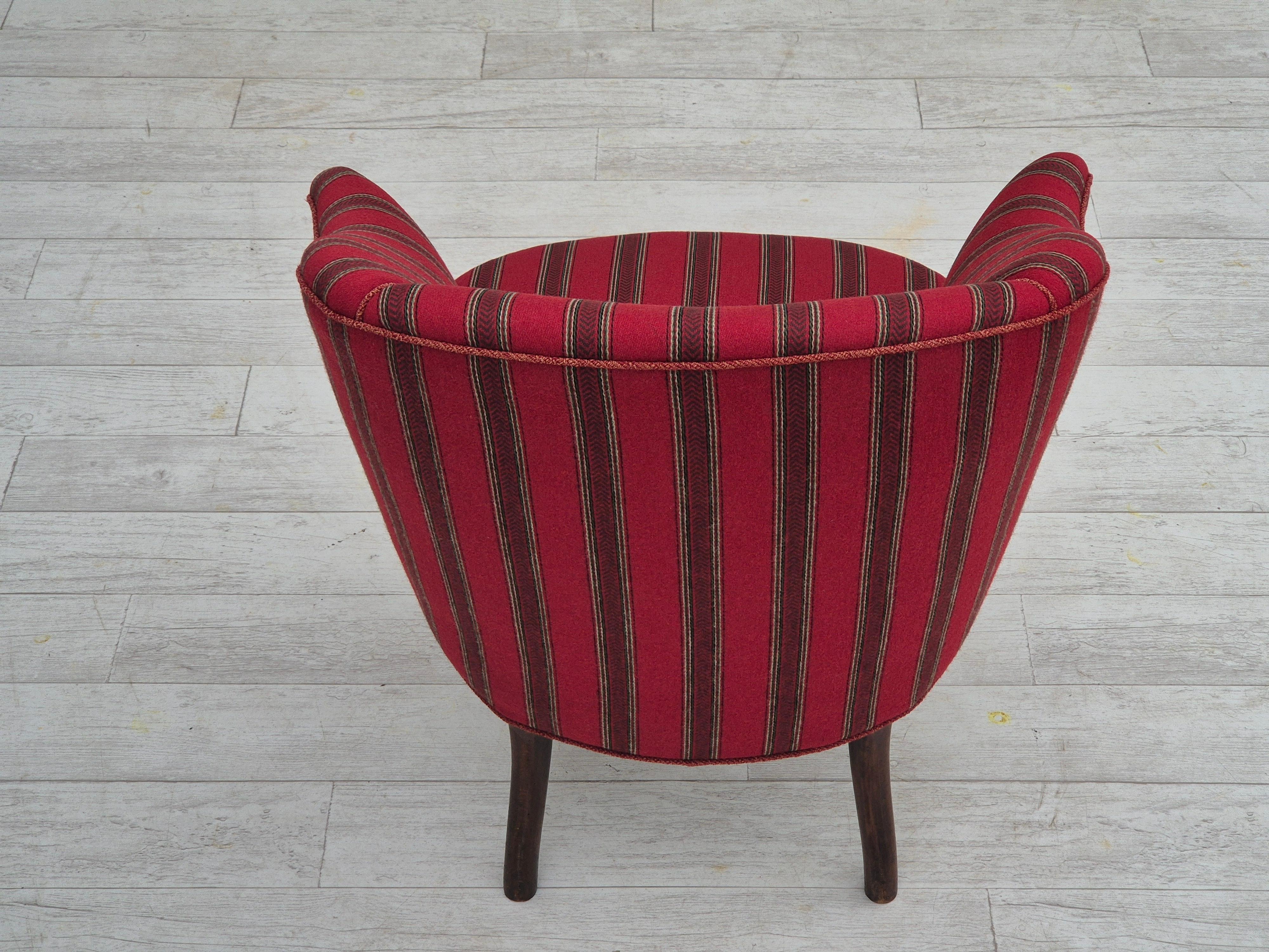 1950s, Danish lounge chair, original condition, red furniture wool. For Sale 3