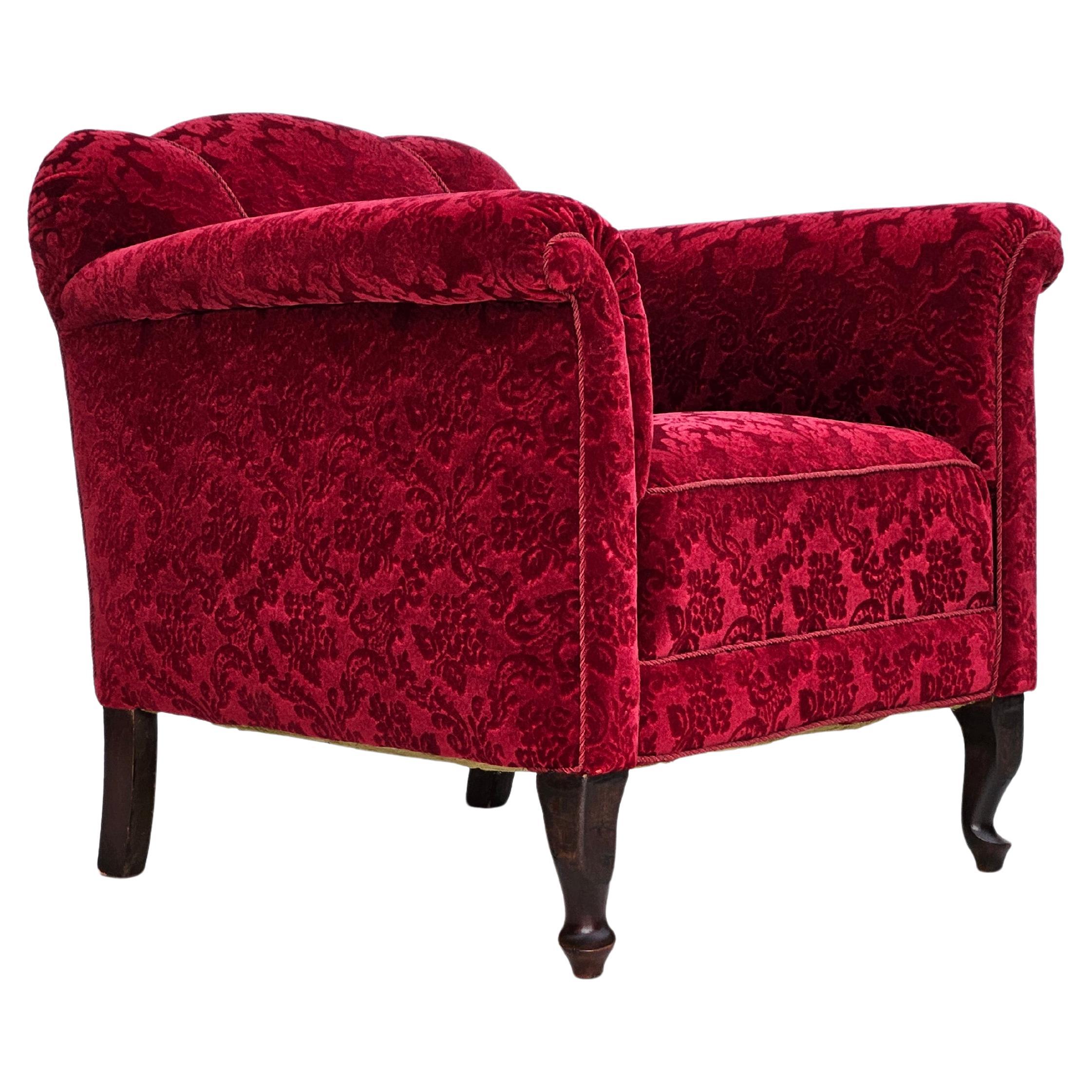 Chaise longue danoise des années 1950, tissu coton/laine rouge, bois de hêtre.