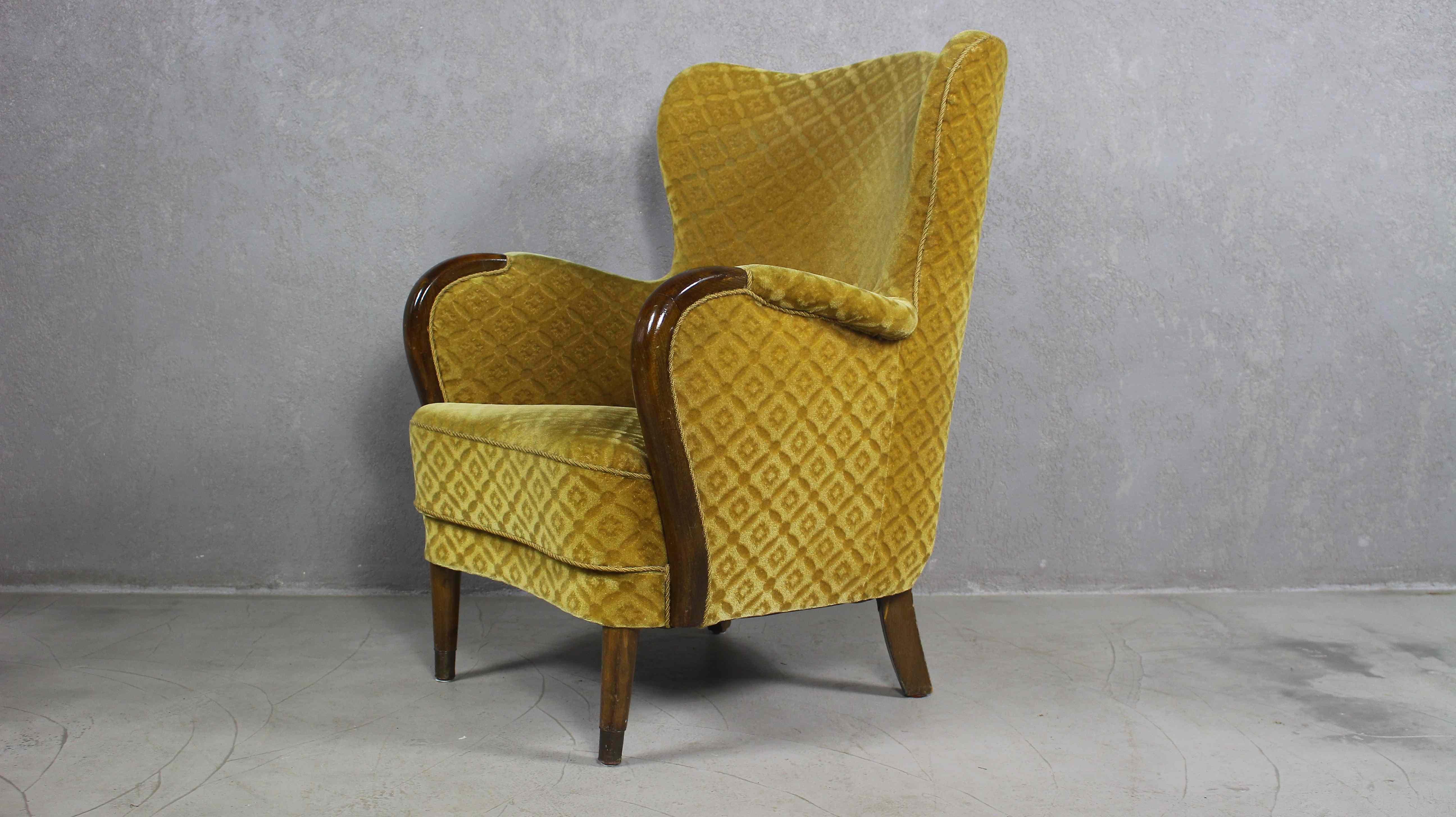 20th Century 1950s Danish Mid Century Chair For Sale