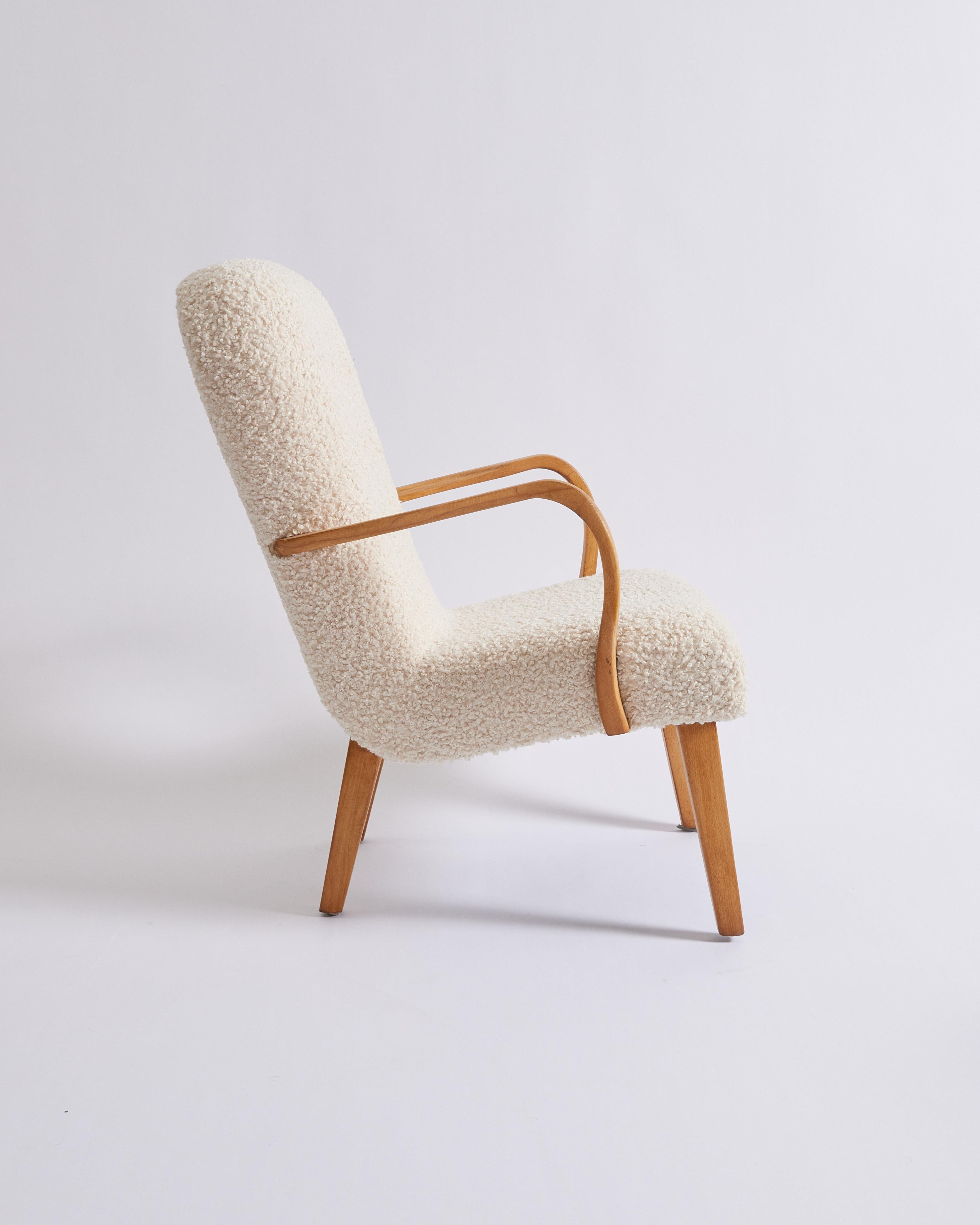20th Century 1950s Danish Mid-Century Modern Lounge Chair in Curly Boucle Sheepskin