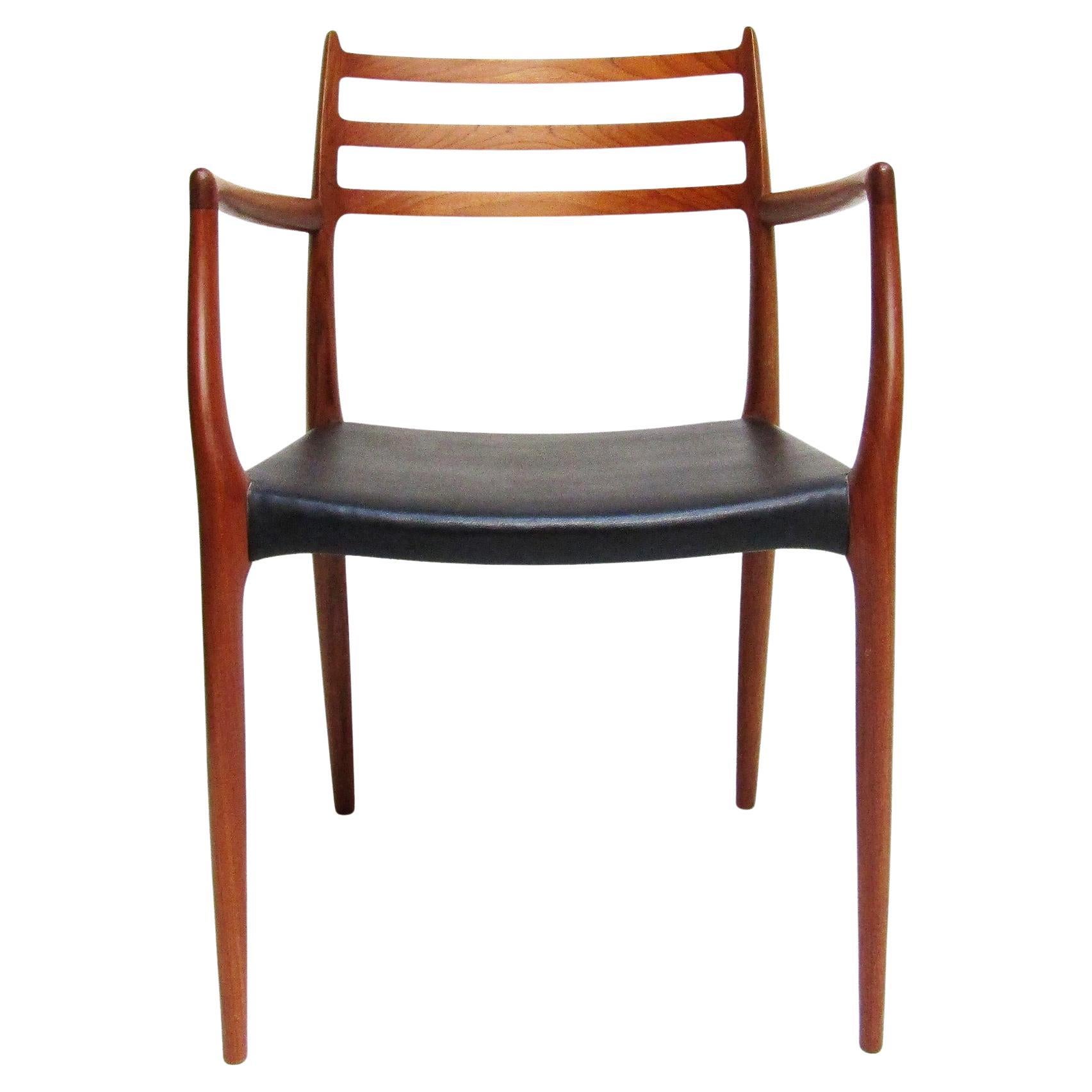 Sedia da pranzo danese Model 62 Carver in teak di Niels Moller del 1950