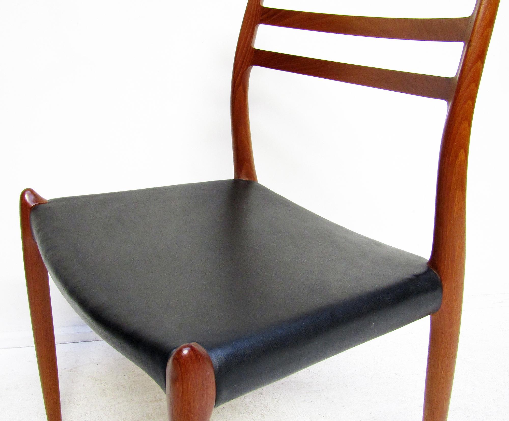 Sedia da pranzo danese Model 78 di Niels Moller del 1950 in teak in vendita 6