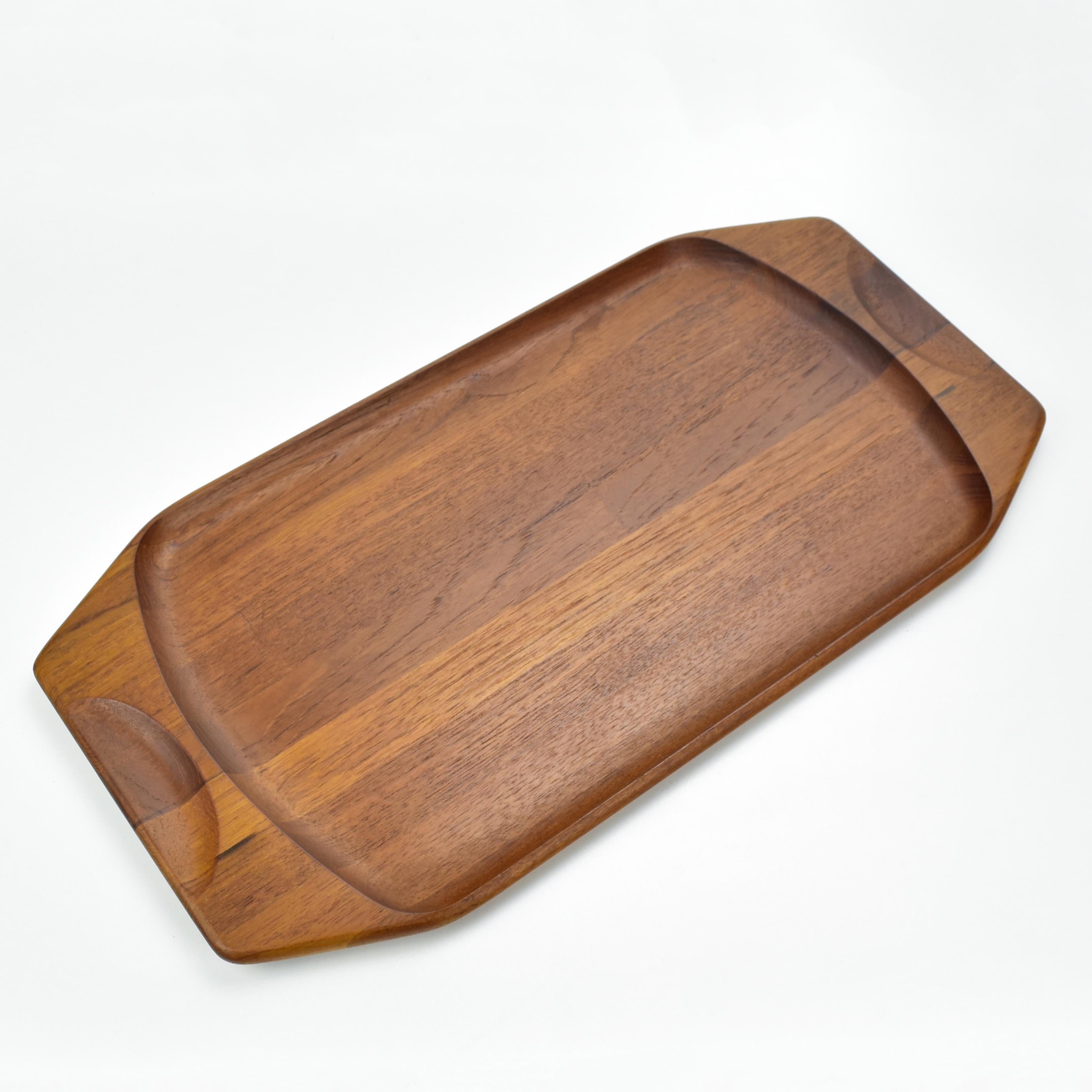 Mid-Century Modern 1950s Danish Modern Design Teak Wood Serving Tray by Jens Quistgaard Dansk MCM For Sale