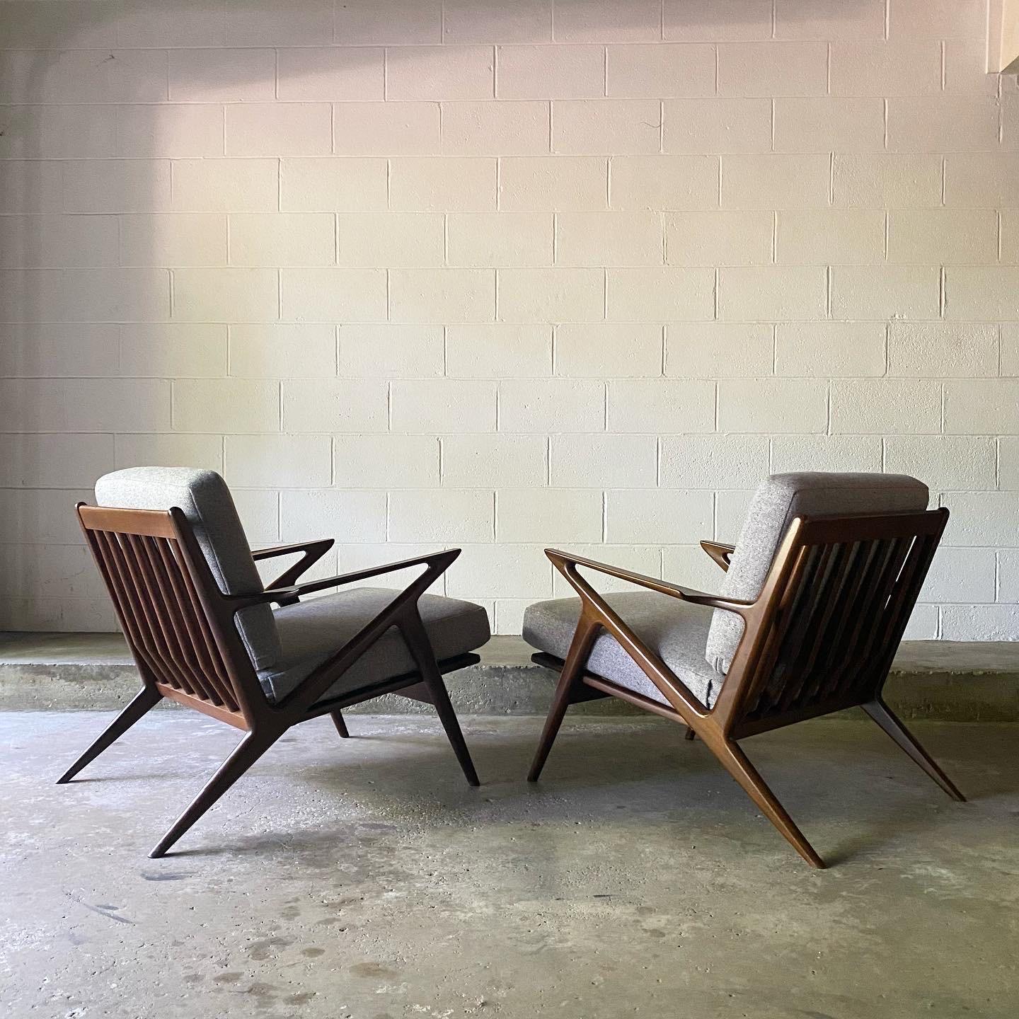 1950’s Danish Modern Pair of Poul Jensen for Selig Z Chairs 3