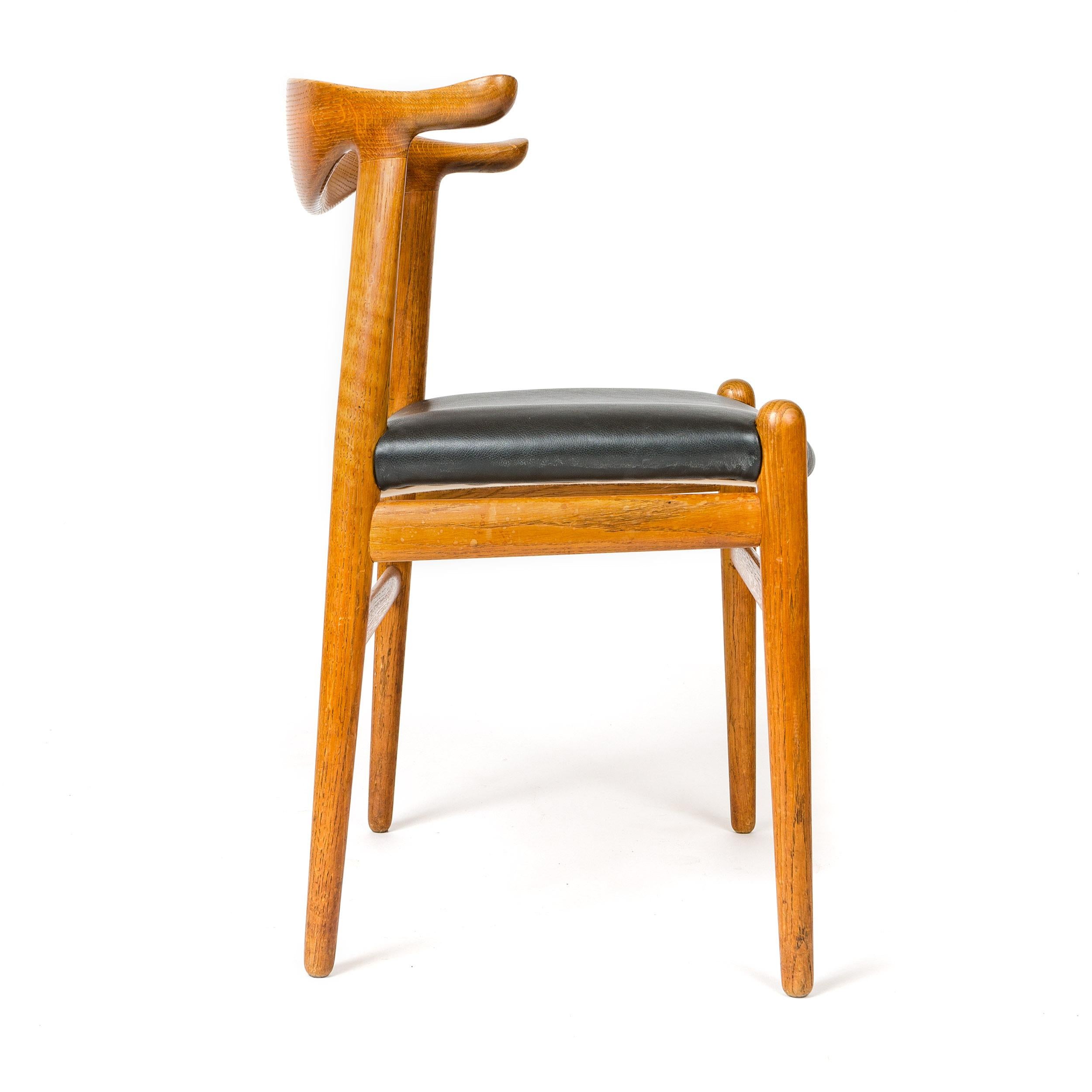 Mid-20th Century 1950s Danish Oak Cow Horn Chair by Hans J. Wegner for Johannes Hansen