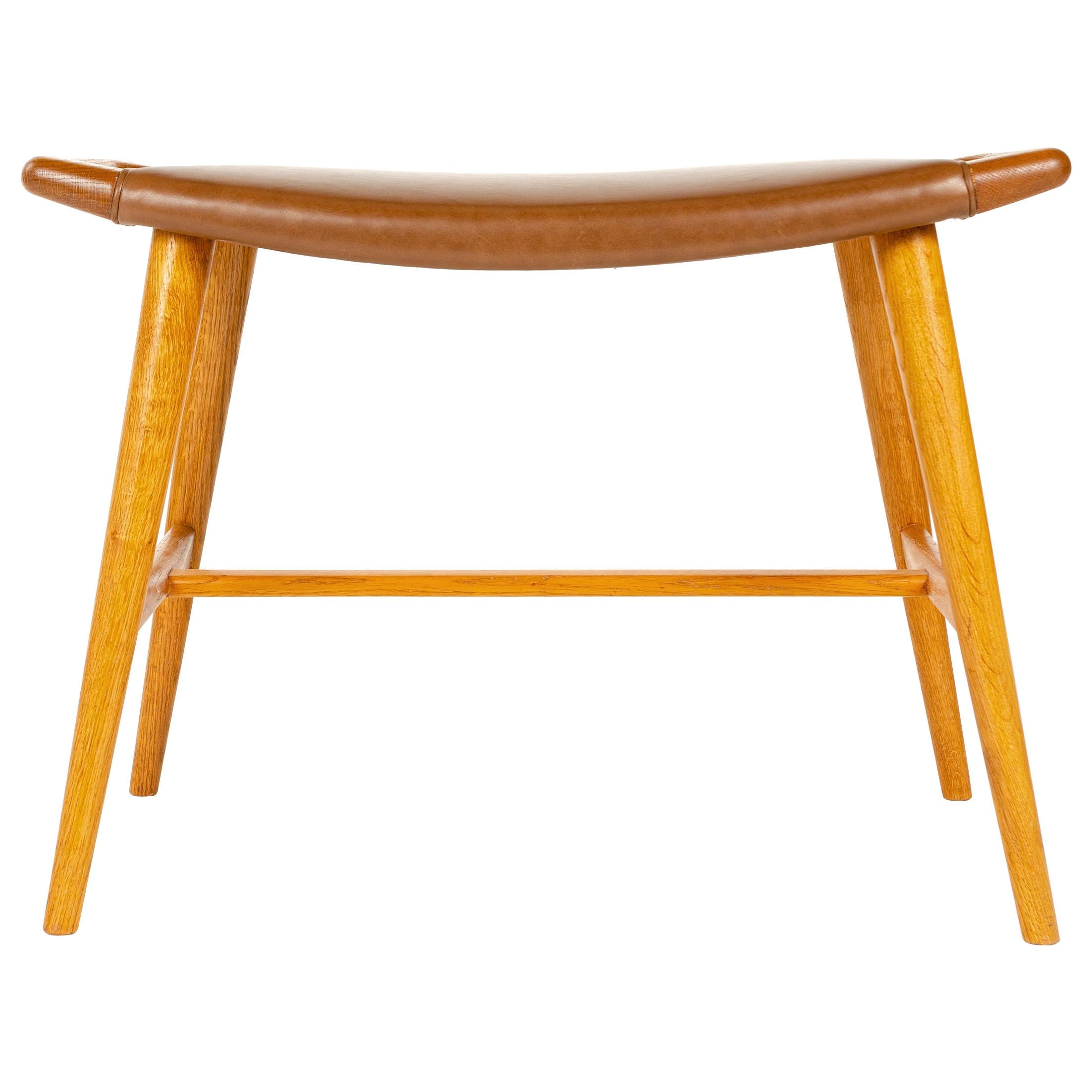 Panca da musica in Oak di Hans J. Wegner per A.P. Rubato